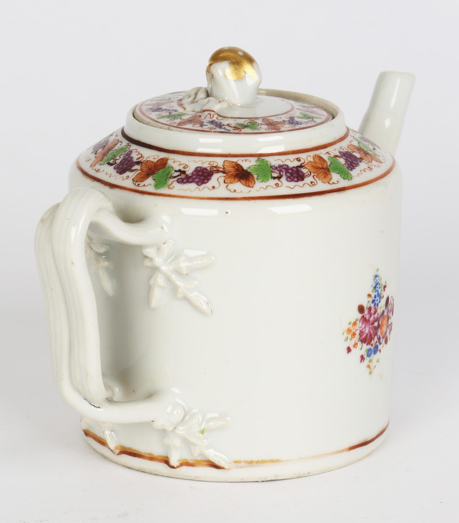 Chinese Qianlong Porcelain Floral Painted Export Teapot For Sale 1