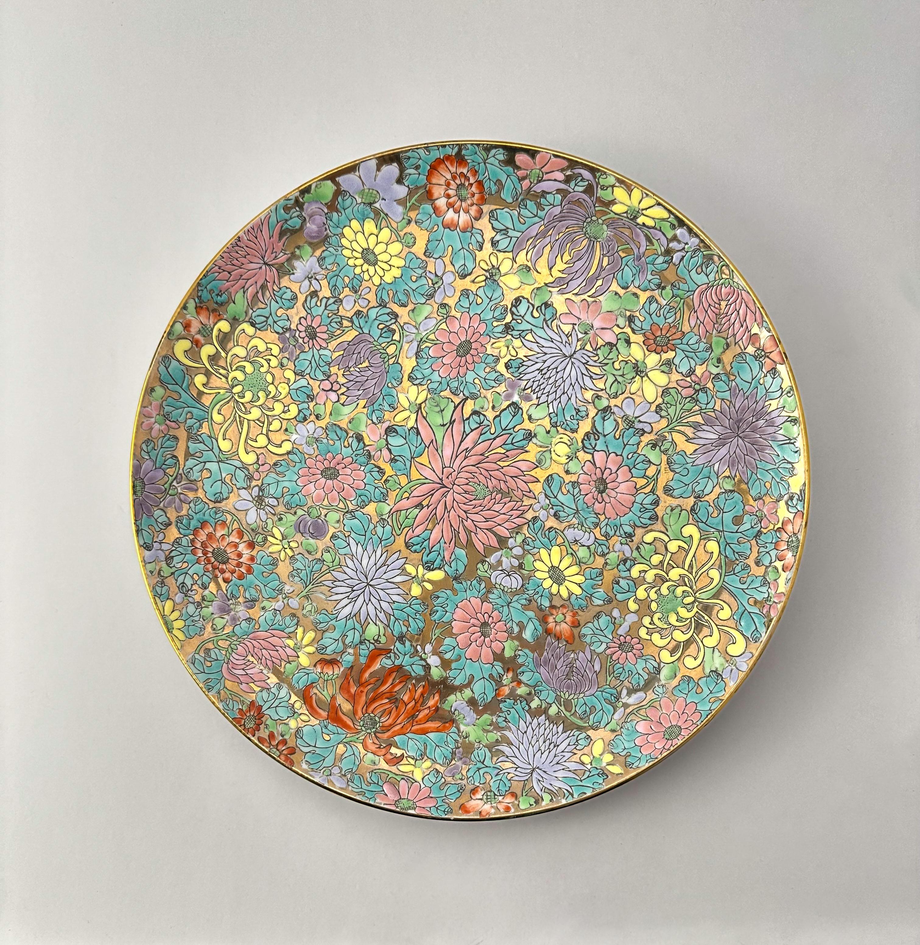 Piatto da portata decorativo cinese in stile Qianlong Mille Fleur in tonalità pastello oro in vendita 1