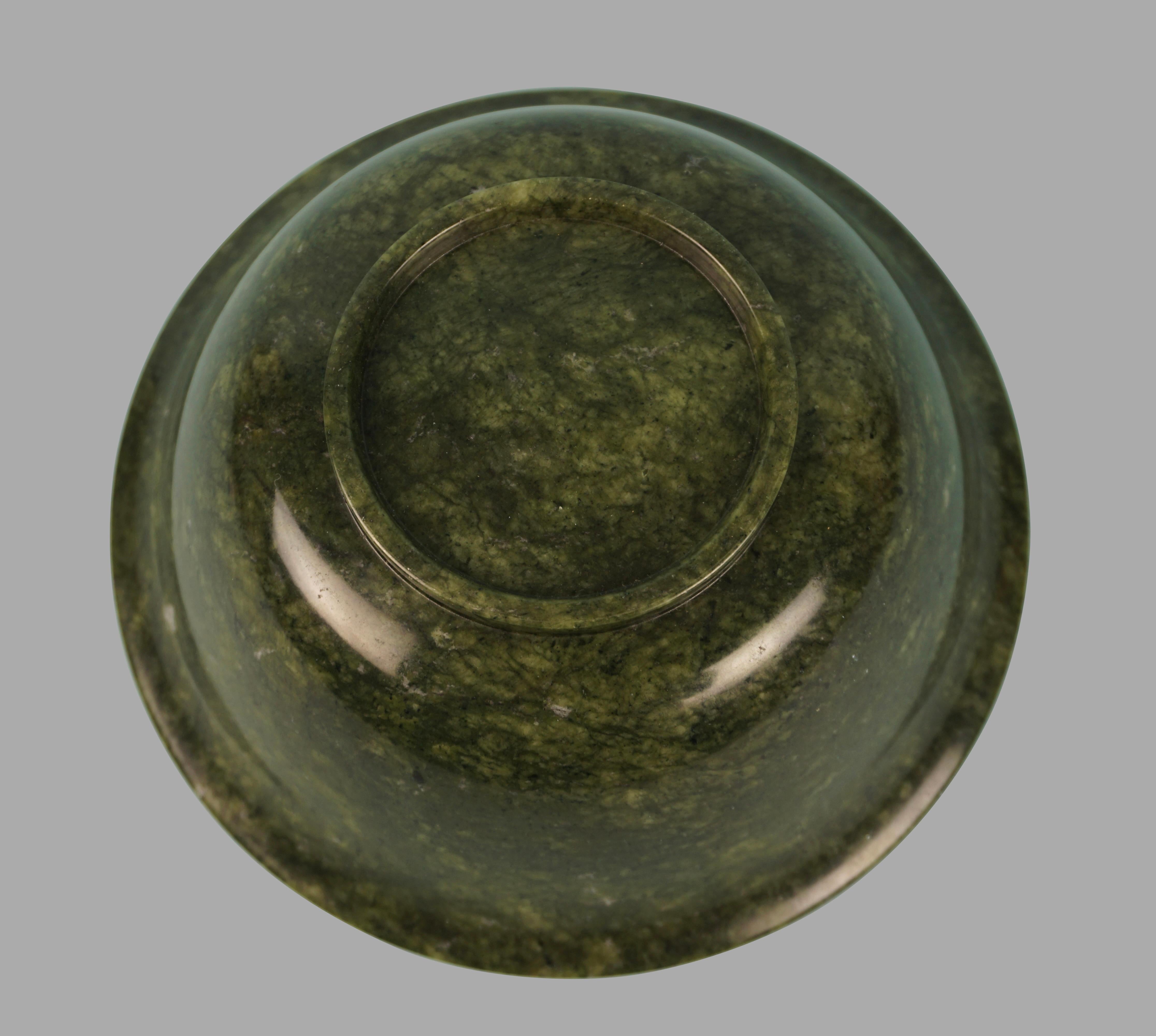 Chinese Qianlong Style Spinach Green Jade Footed Bowl In Good Condition In San Francisco, CA