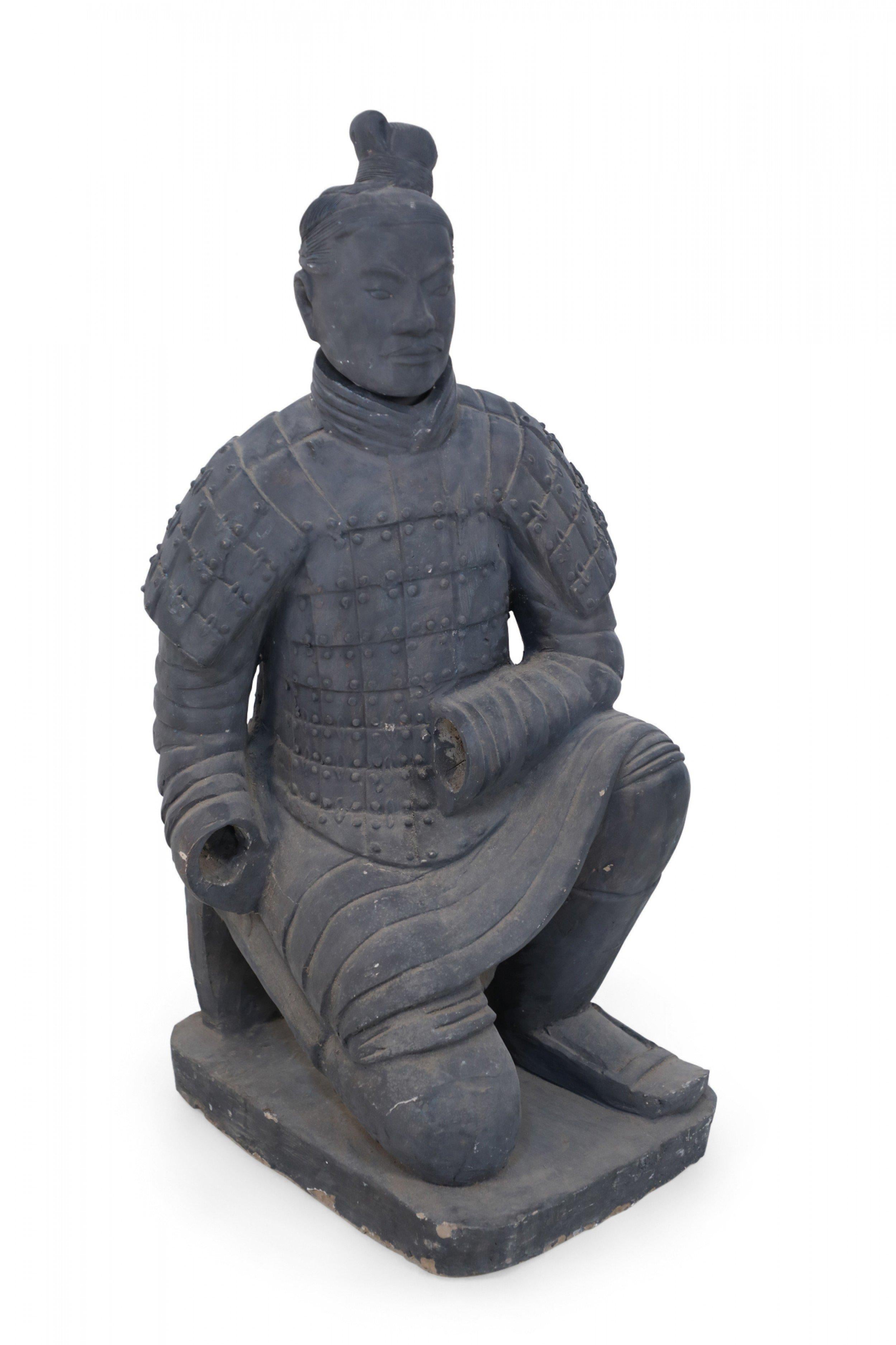 Chinese Qin Dynasty Style Life-Size Kneeling Terracotta Soldier Statue For Sale 5