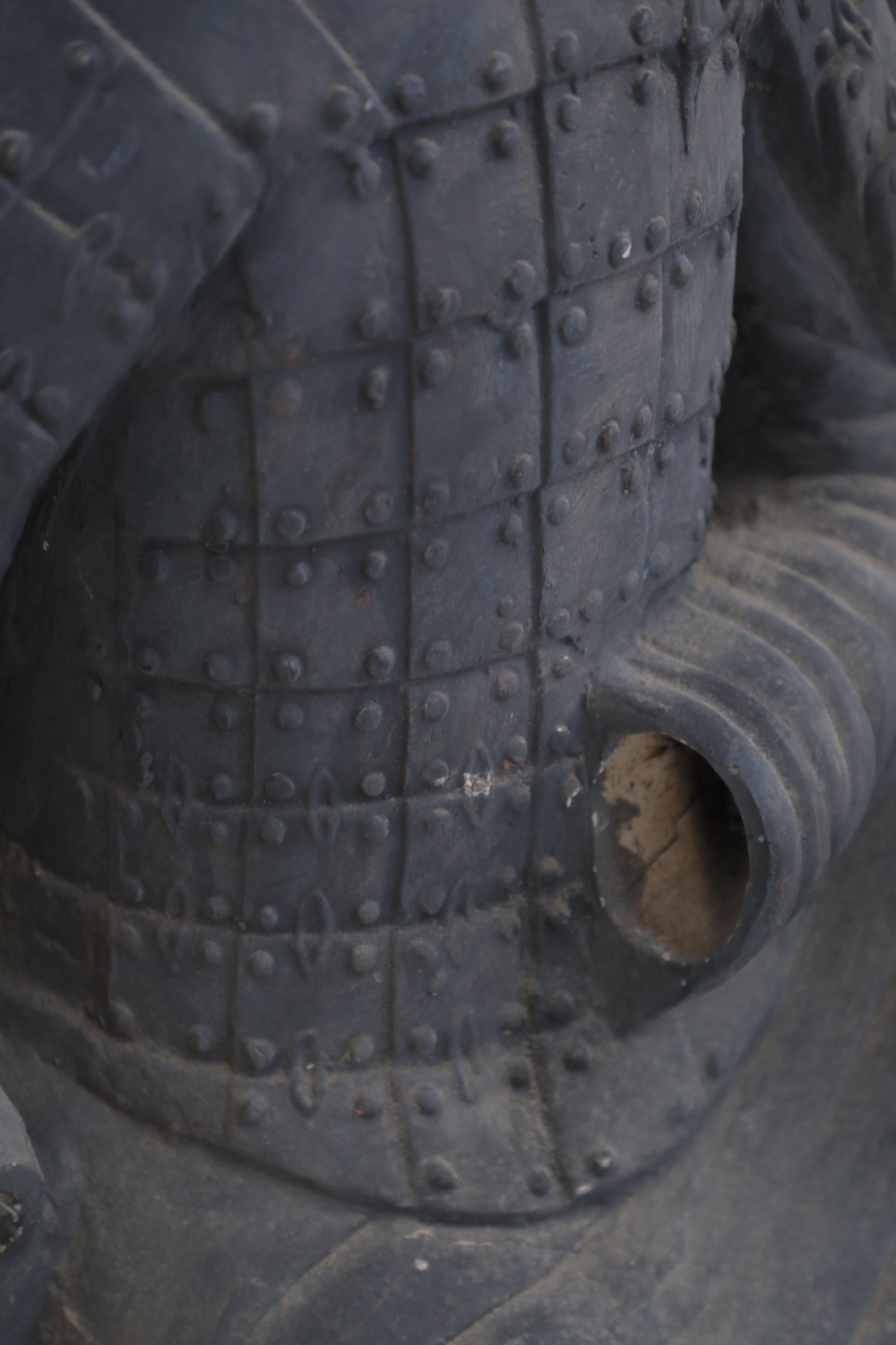 Chinese Qin Dynasty Style Life-Size Kneeling Terracotta Soldier Statue In Good Condition For Sale In Queens, NY