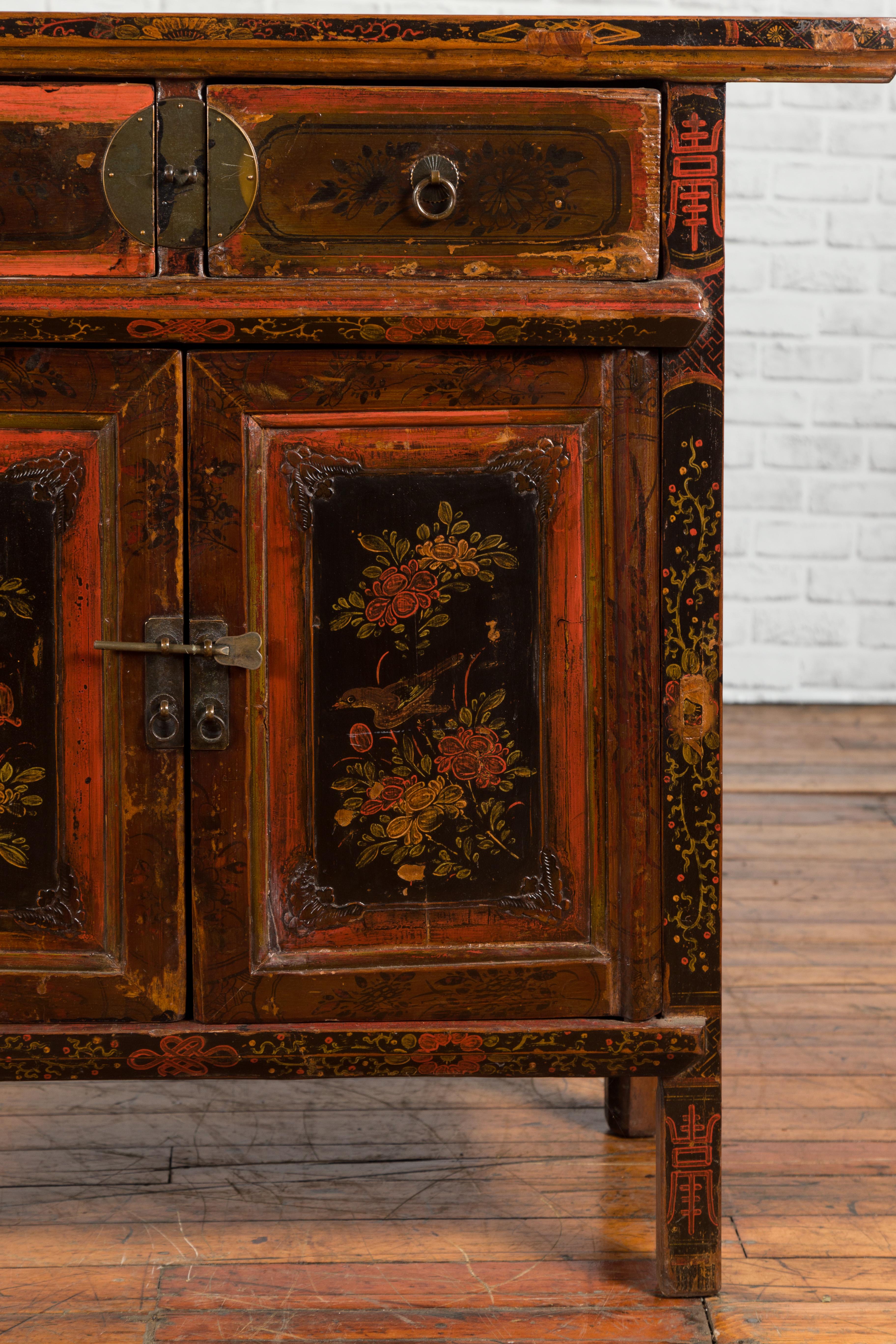 Chinese Qing 19th Century Cabinet with Original Lacquer and Hand Painted Motifs 2