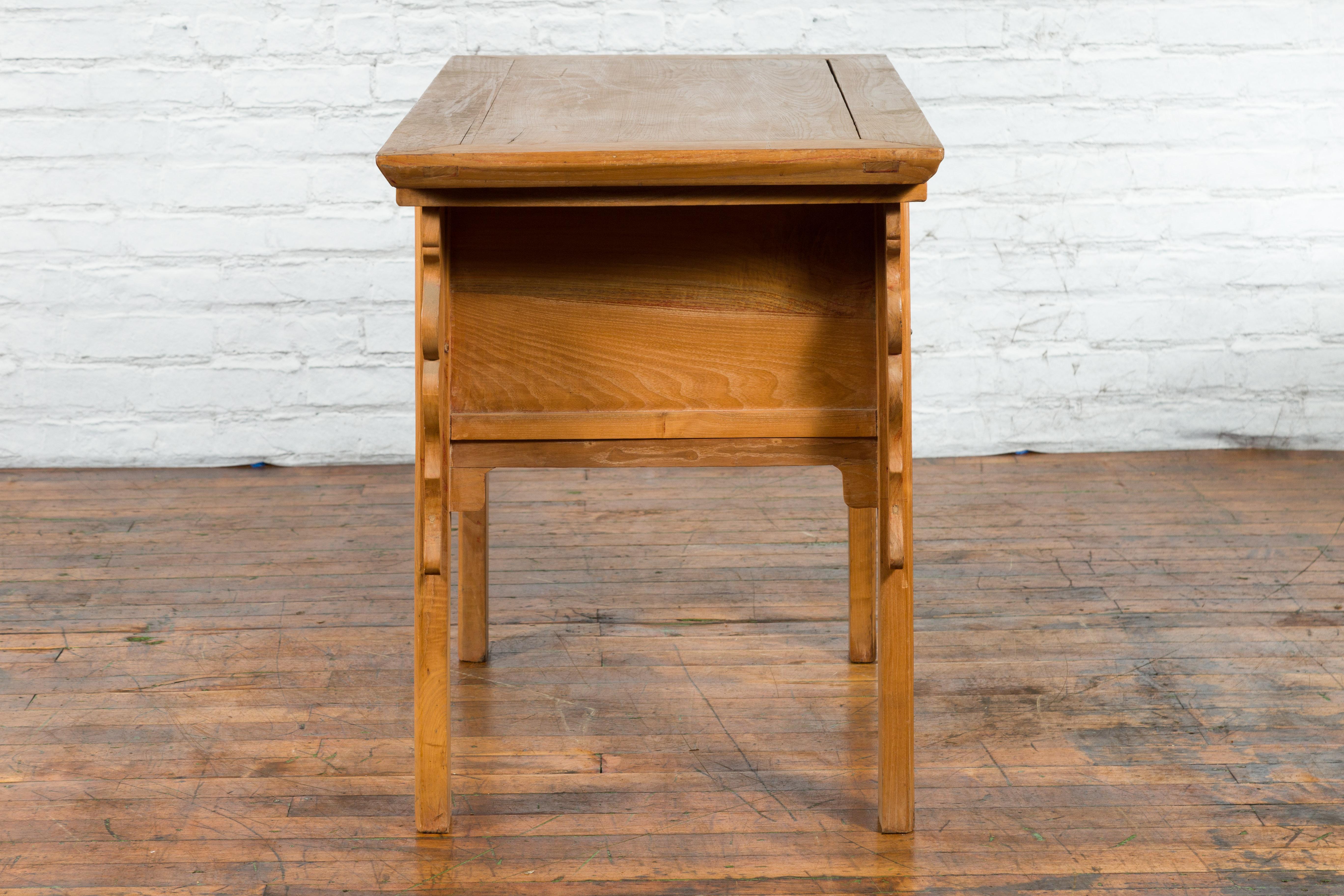 Chinese Qing 19th Century Side Table with Five Drawers and Carved Spandrels For Sale 11