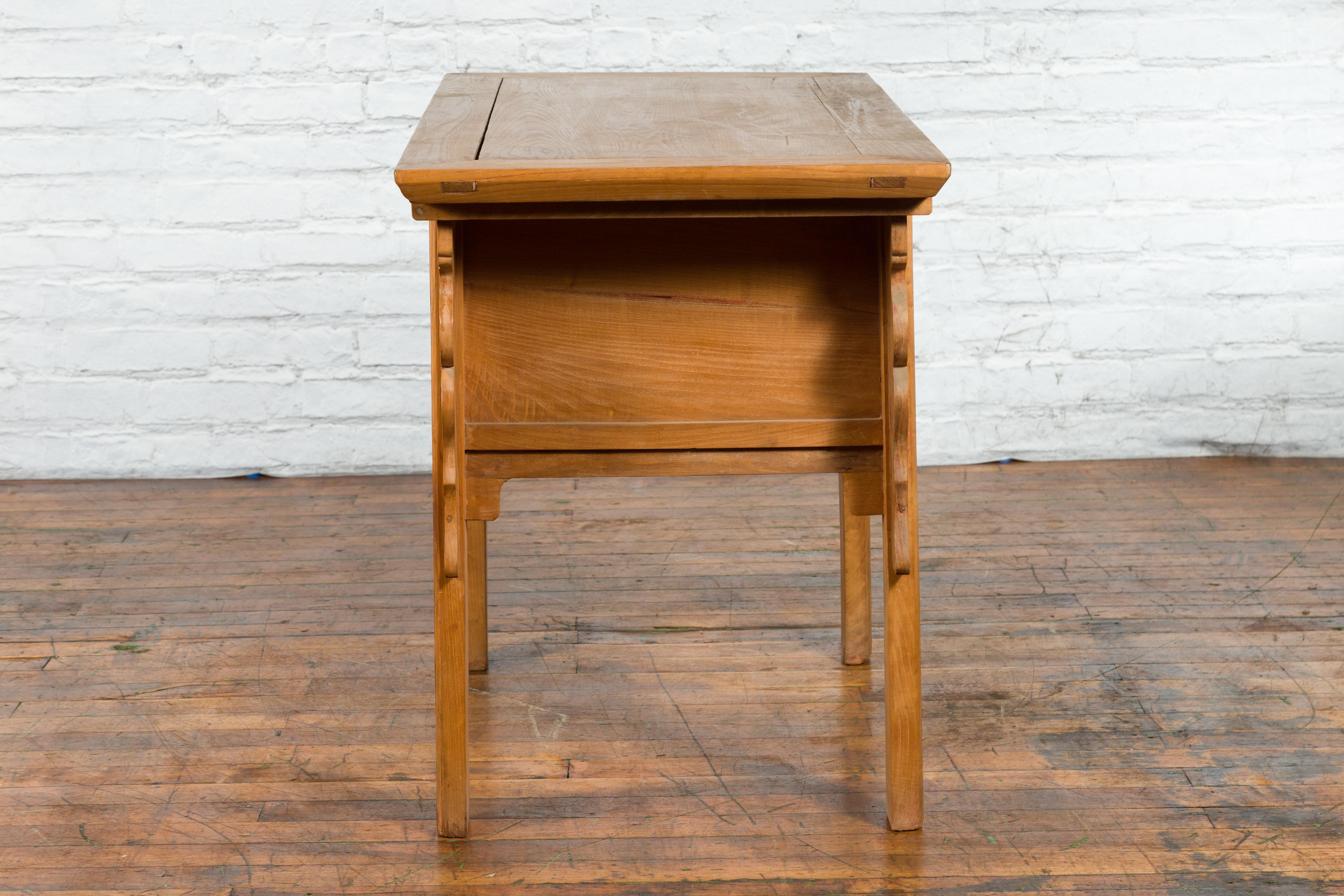 Chinese Qing 19th Century Side Table with Five Drawers and Carved Spandrels For Sale 13