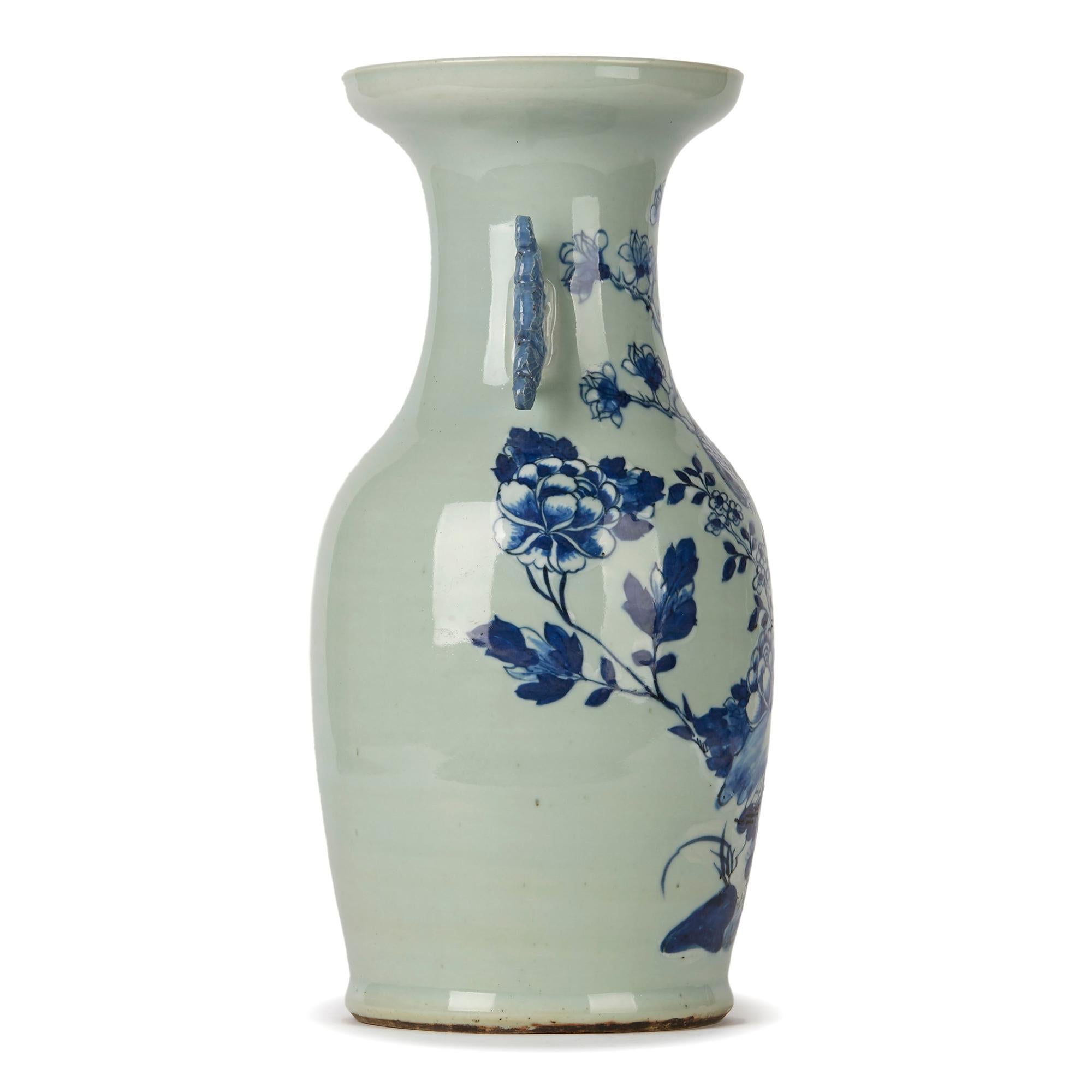 Chinese Qing Blue and White Celadon Bird Decorated Vase, 20th Century In Good Condition In Bishop's Stortford, Hertfordshire