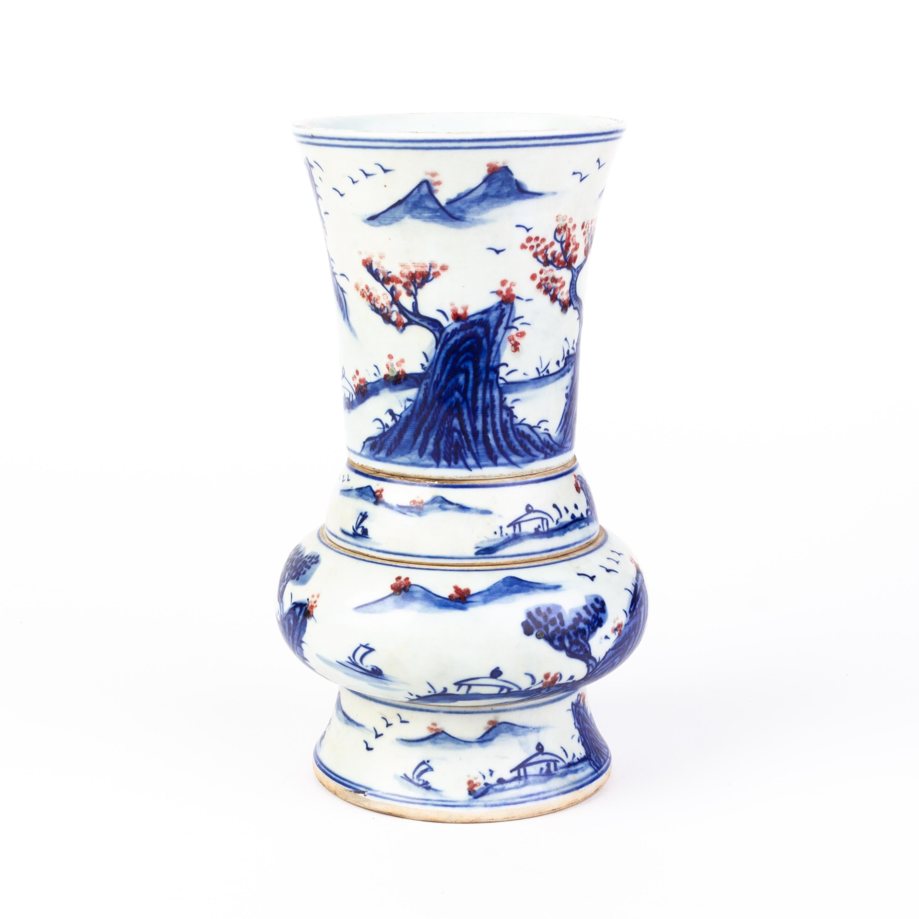 Chinese Qing Blue & White Porcelain Gu Vase 19th Century  For Sale 1