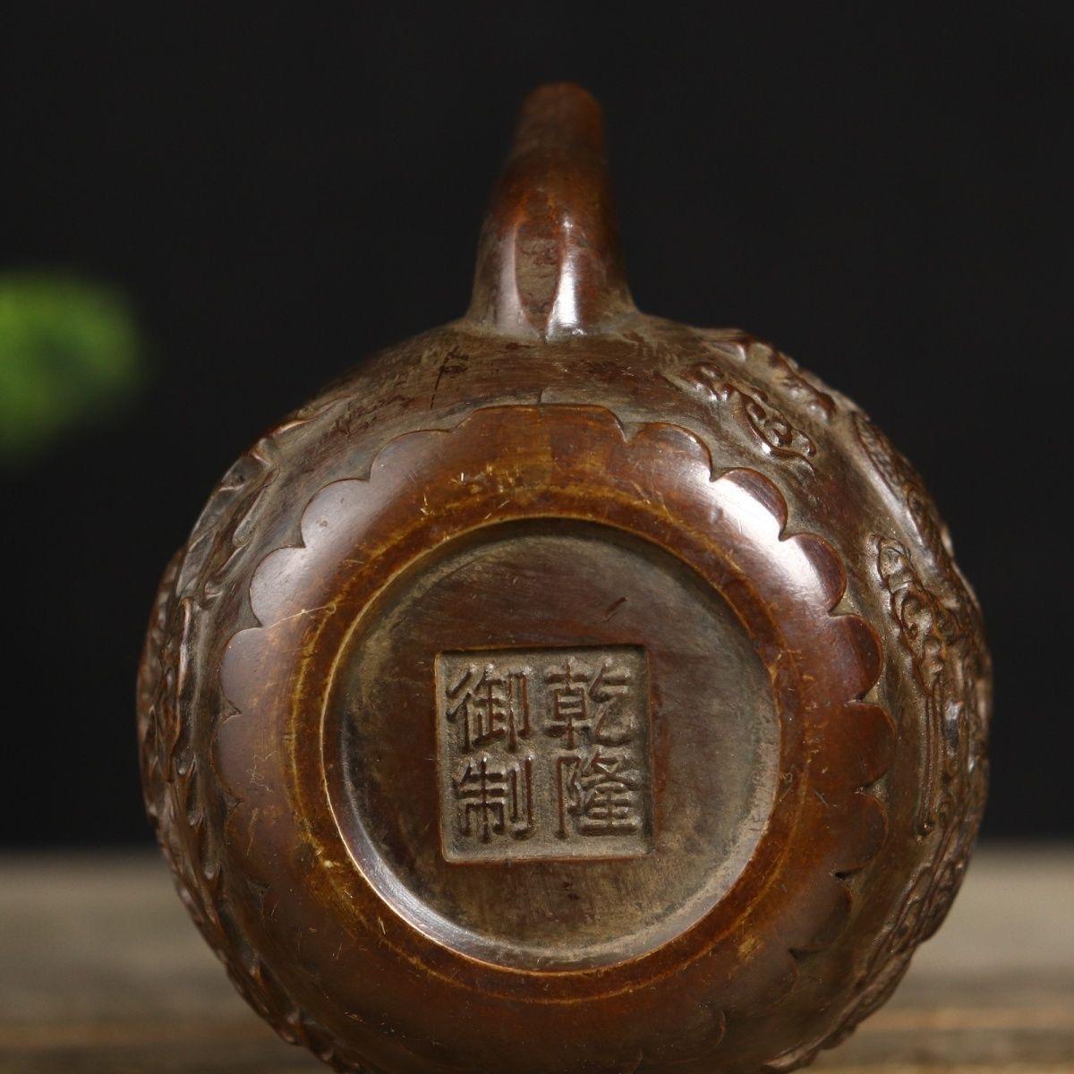 Old Asian Bronze Teapot with Dragon and Phoenix Decoration For Sale 5