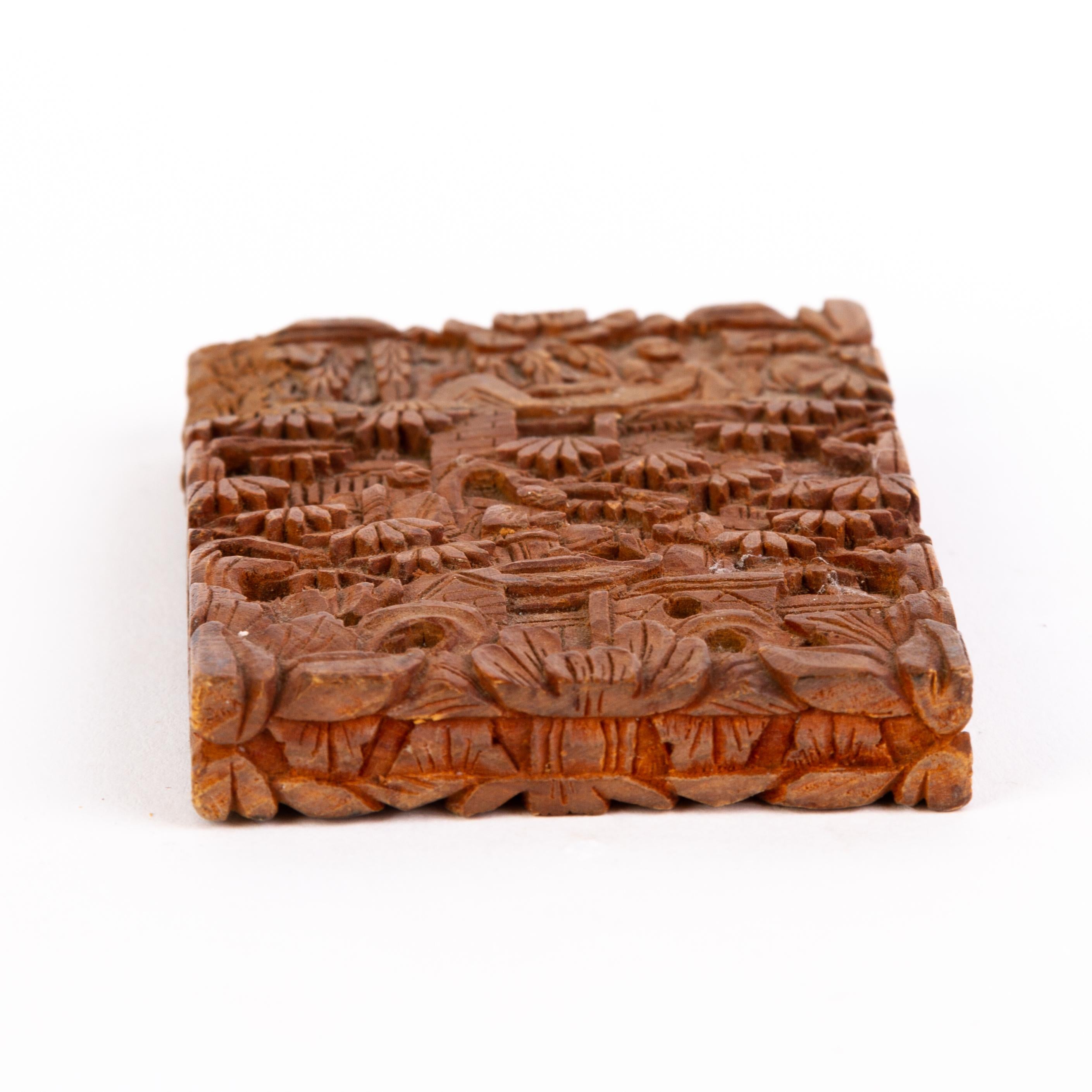Chinese Qing Carved Boxwood Cantonese Canton Card Case 19th Century  For Sale 1