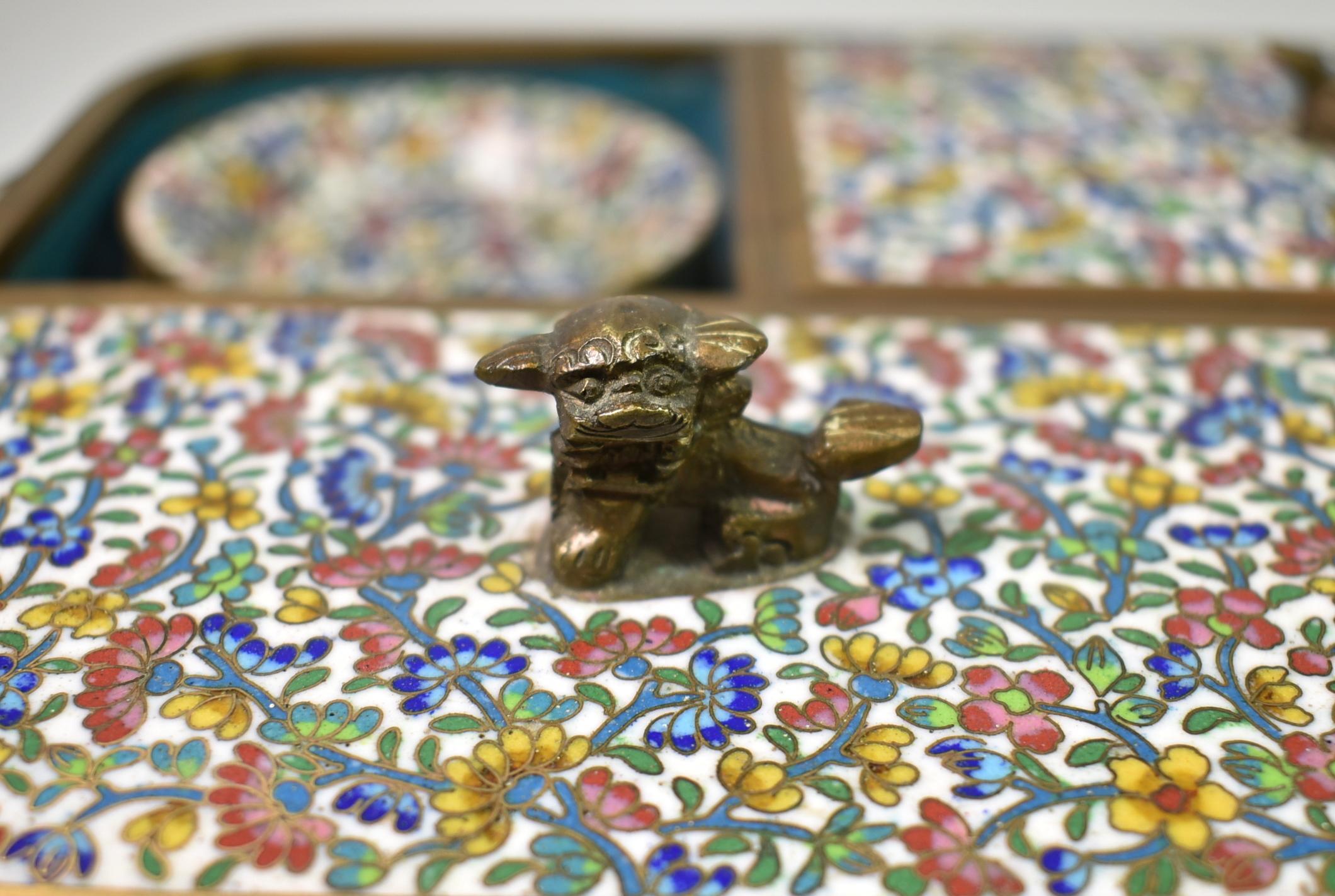 Cloisonné Coffret à opium en bronze cloisonné chinois Qing en vente