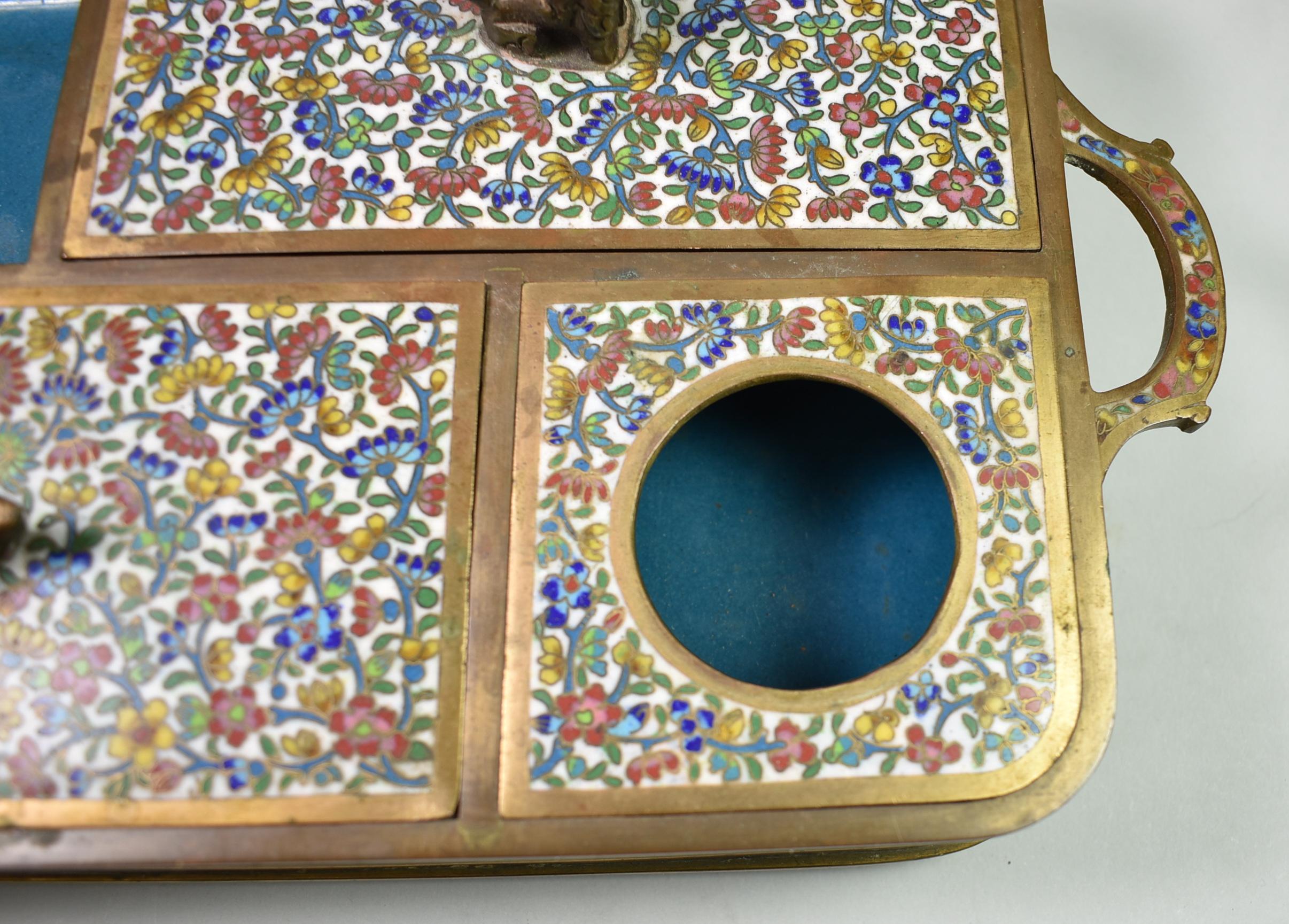 Chinesisch Qing Cloisonné Bronze Opium Caddy Set im Angebot 2