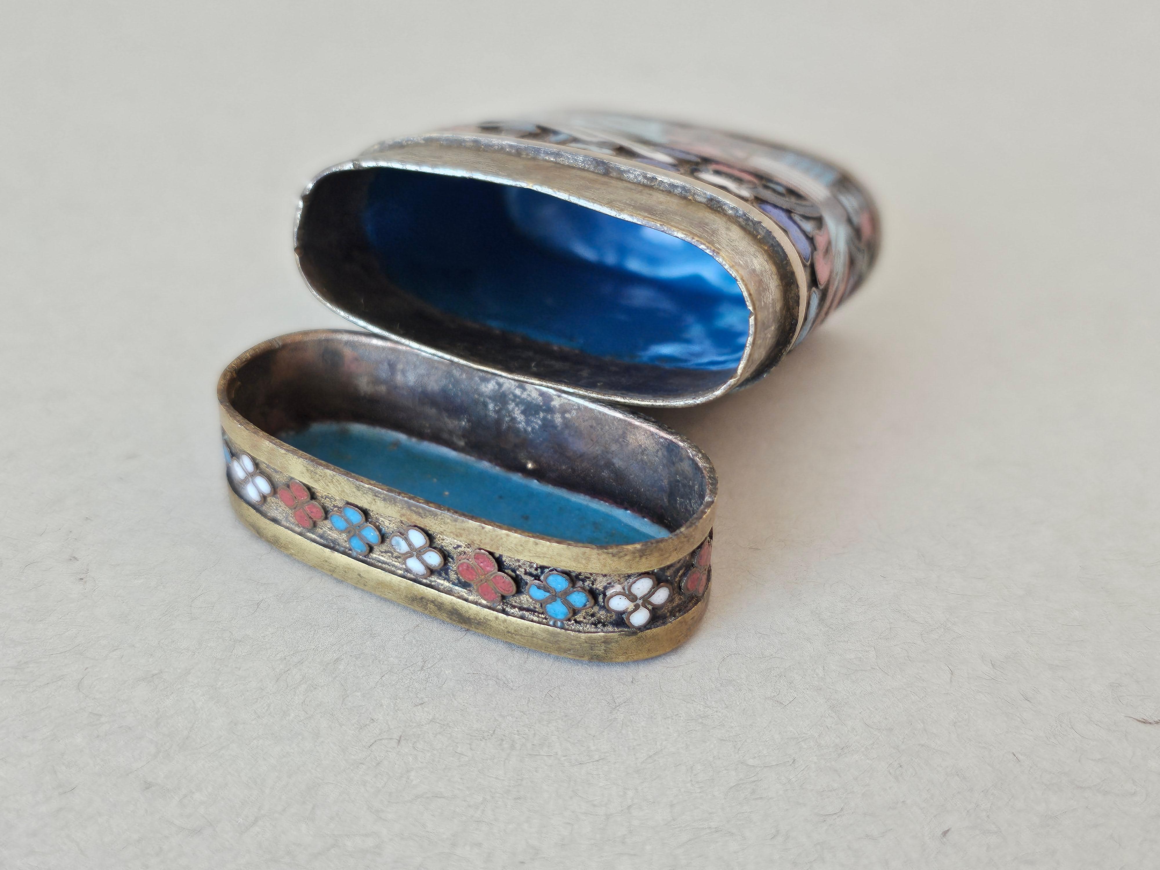 Chinese Qing Cloisonne Enamel Opium Box In Good Condition In Forney, TX