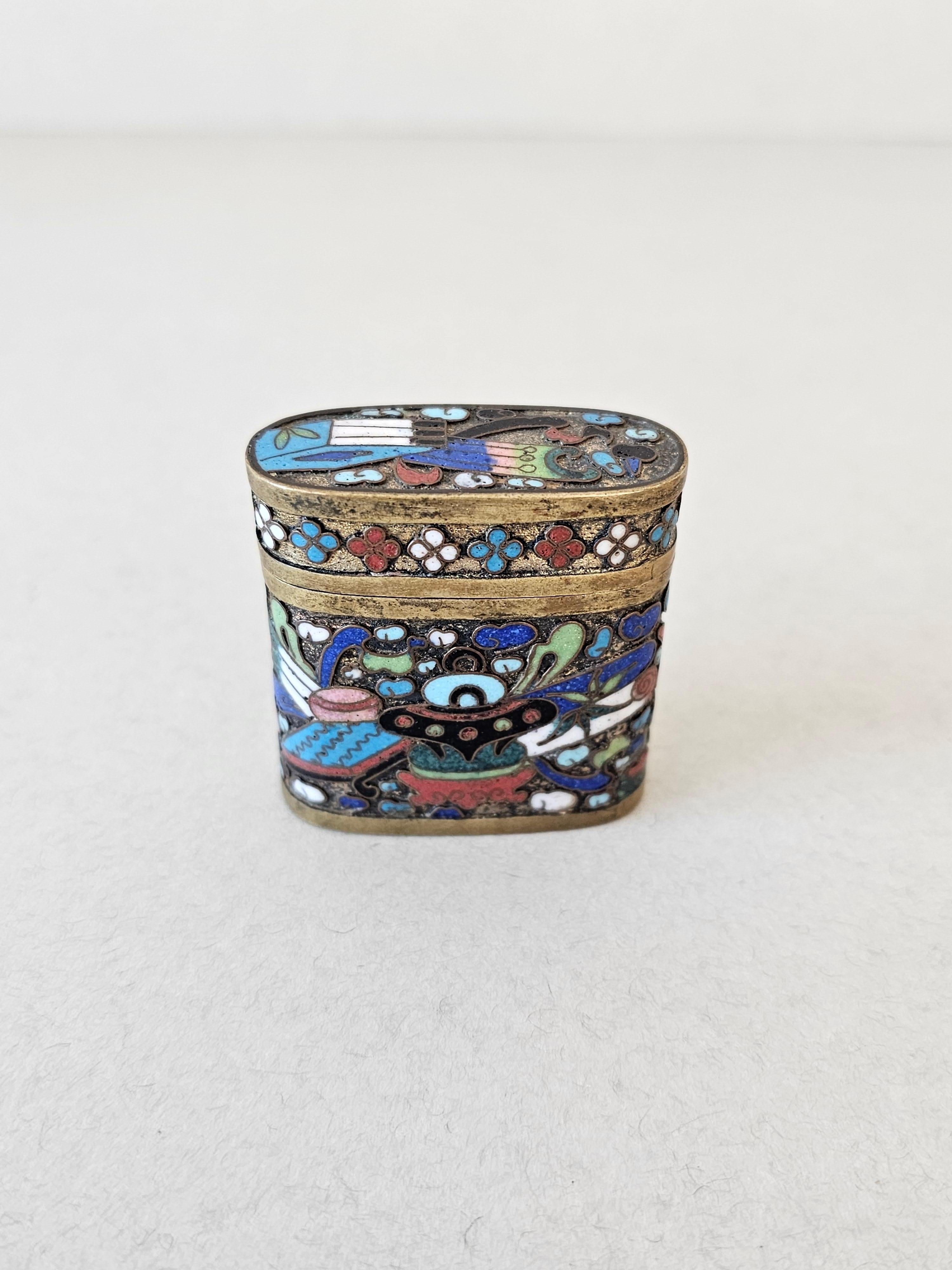 19th Century Chinese Qing Cloisonne Enamel Opium Box