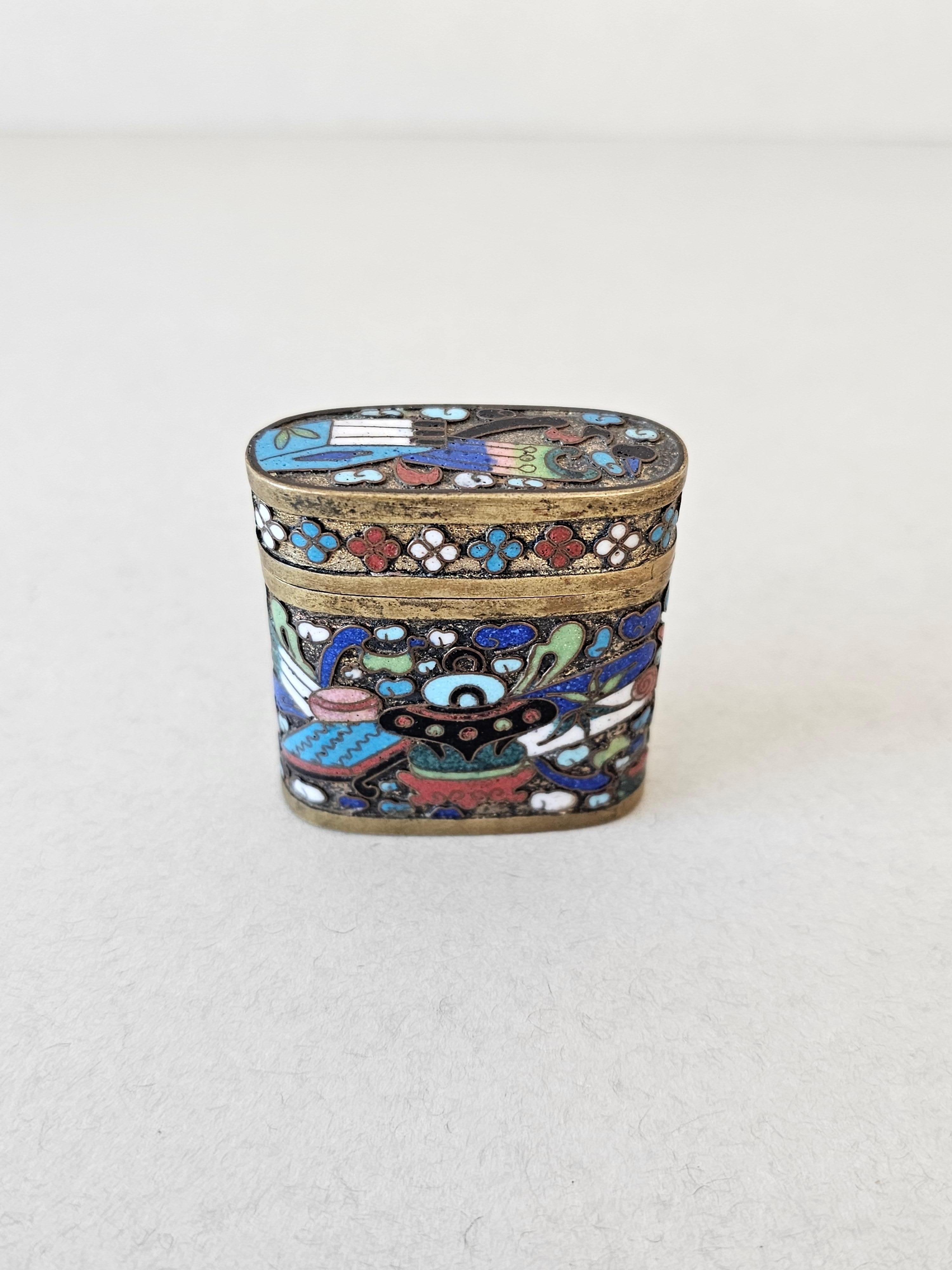 19th Century Chinese Qing Cloisonne Enamel Opium Box 