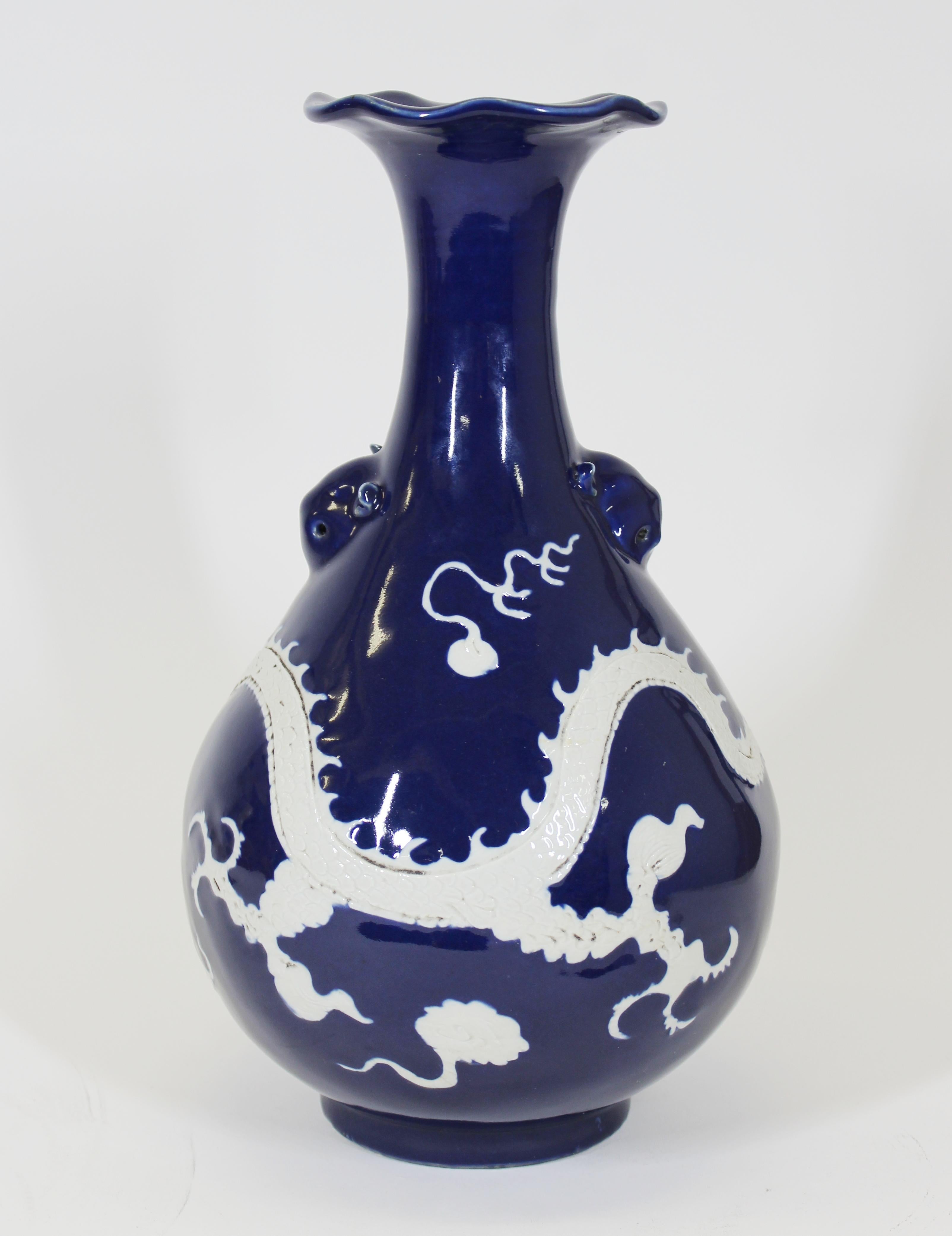 vase chinois porcelaine bleu et blanc