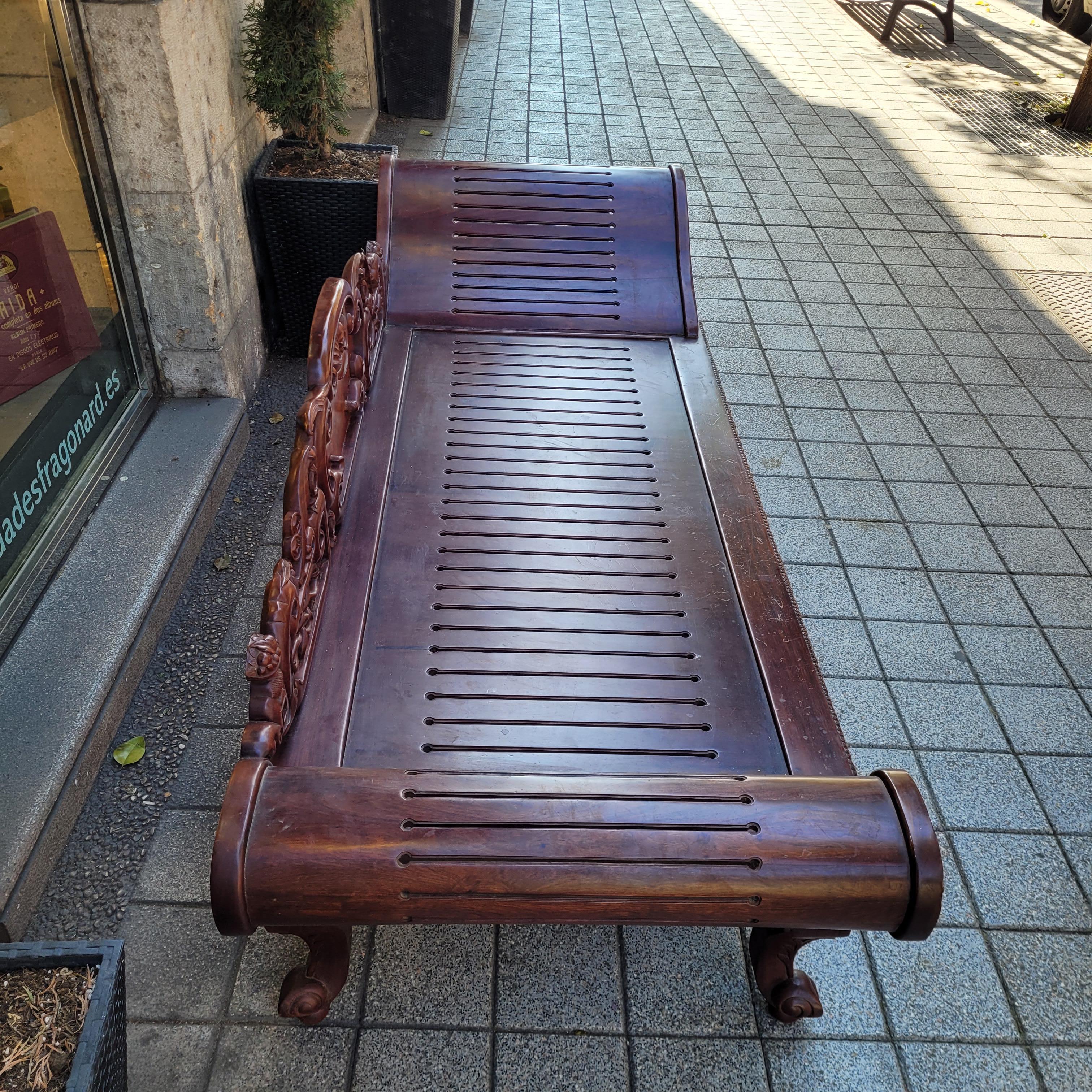 Letto da giorno cinese Qing rosso Wood, letto da oppio femminile, legno in vendita 7