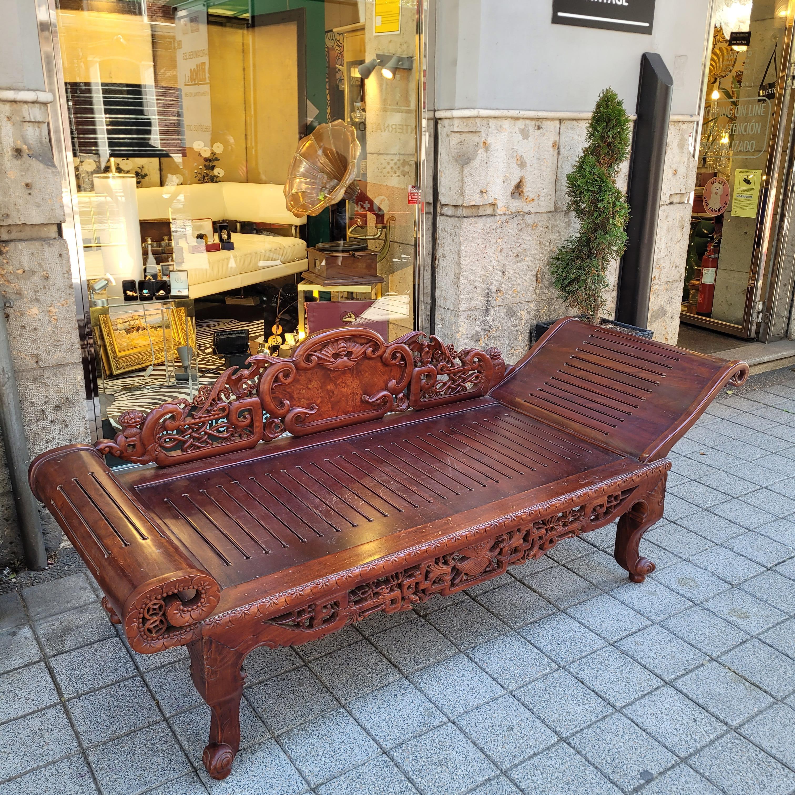Letto da giorno cinese Qing rosso Wood, letto da oppio femminile, legno in vendita 11