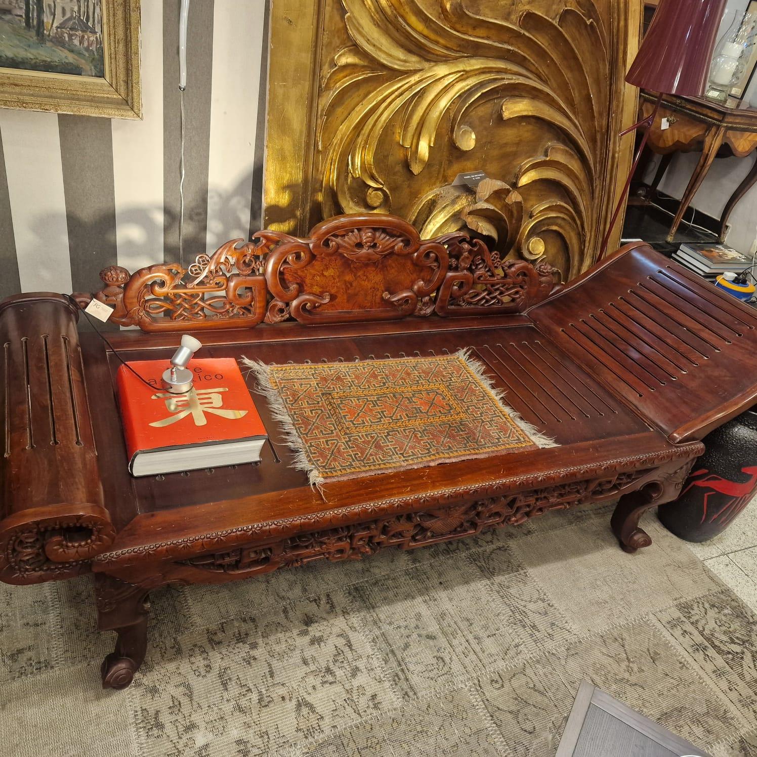 Letto da giorno cinese Qing rosso Wood, letto da oppio femminile, legno in vendita 13