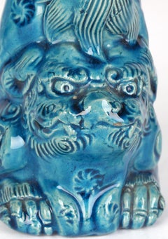 Chinese Qing Dog of Foo and Vase Turquoise Glazed Porcelain Vase