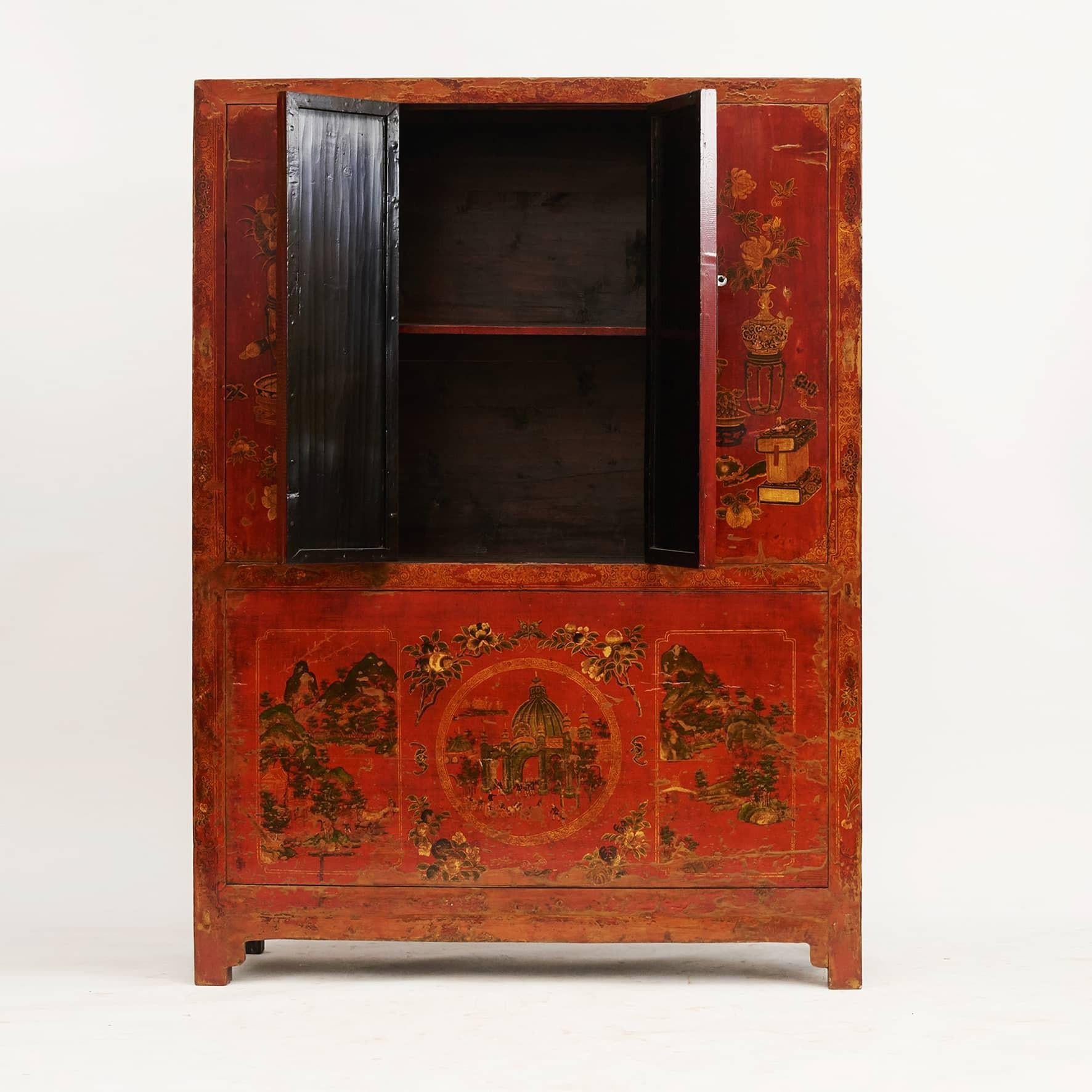 Lacquered Chinese Qing Dynasty Cabinet with Original Décor For Sale