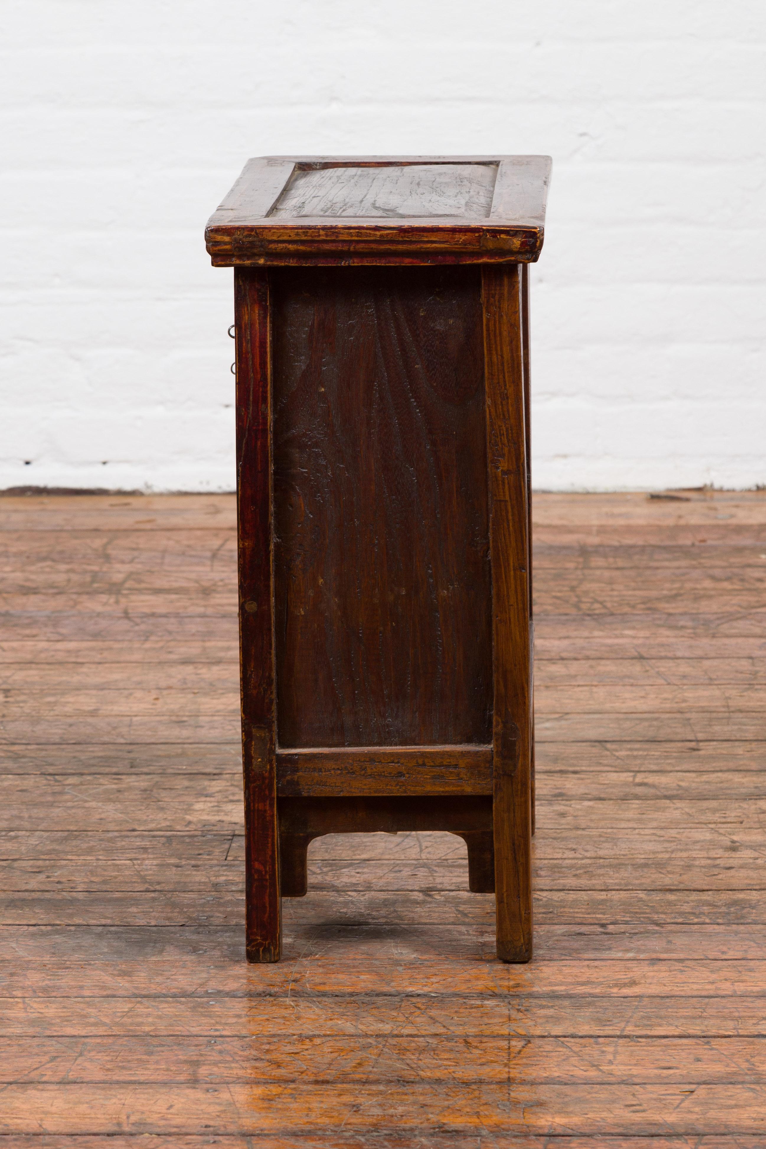 Chinese Qing Dynasty 19th Century Bedside Table with Double Doors and Low Drawer 3
