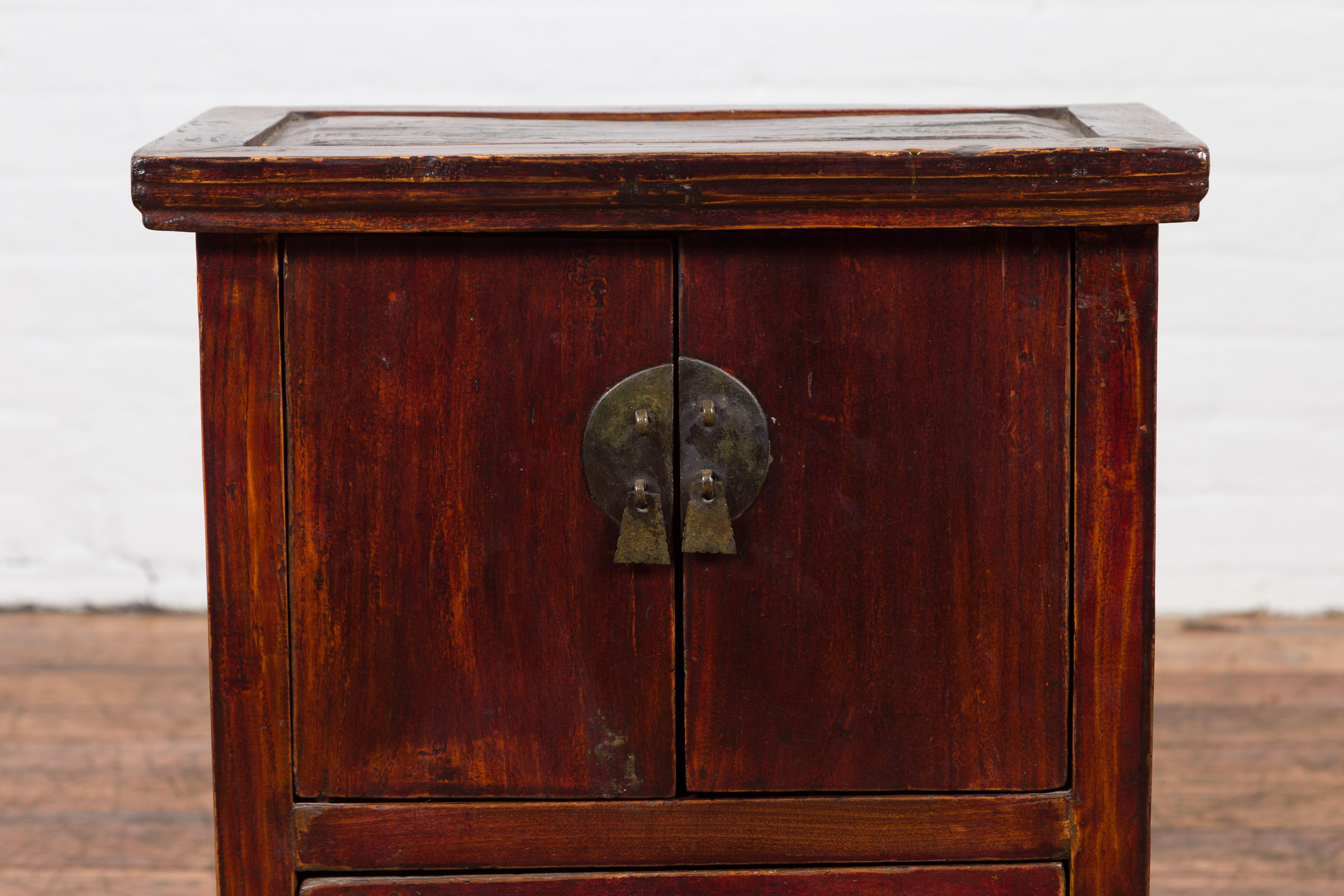 Wood Chinese Qing Dynasty 19th Century Bedside Table with Double Doors and Low Drawer