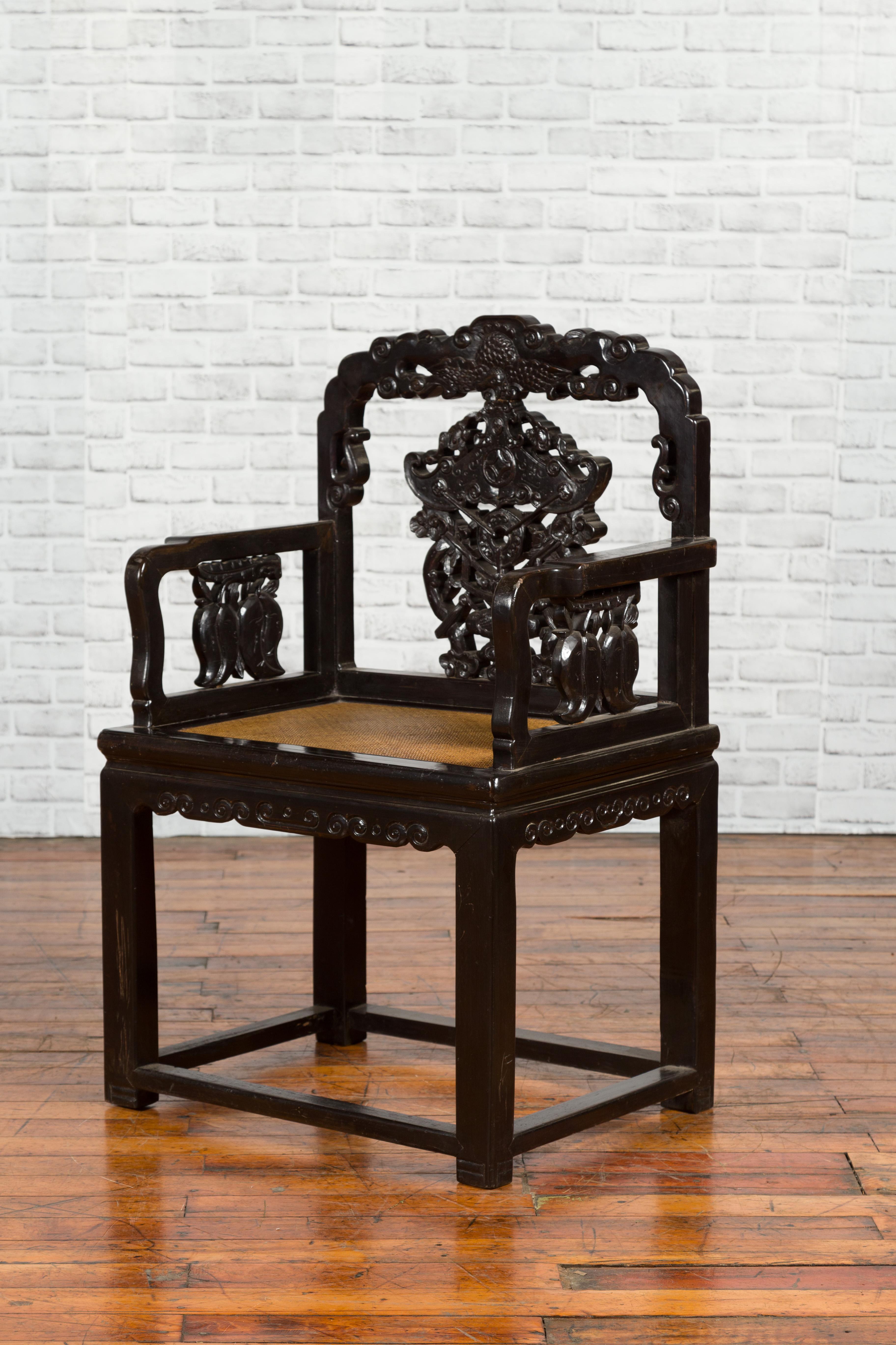 Chinese Qing Dynasty 19th Century Black Lacquered Hand Carved Chair with Rattan 12