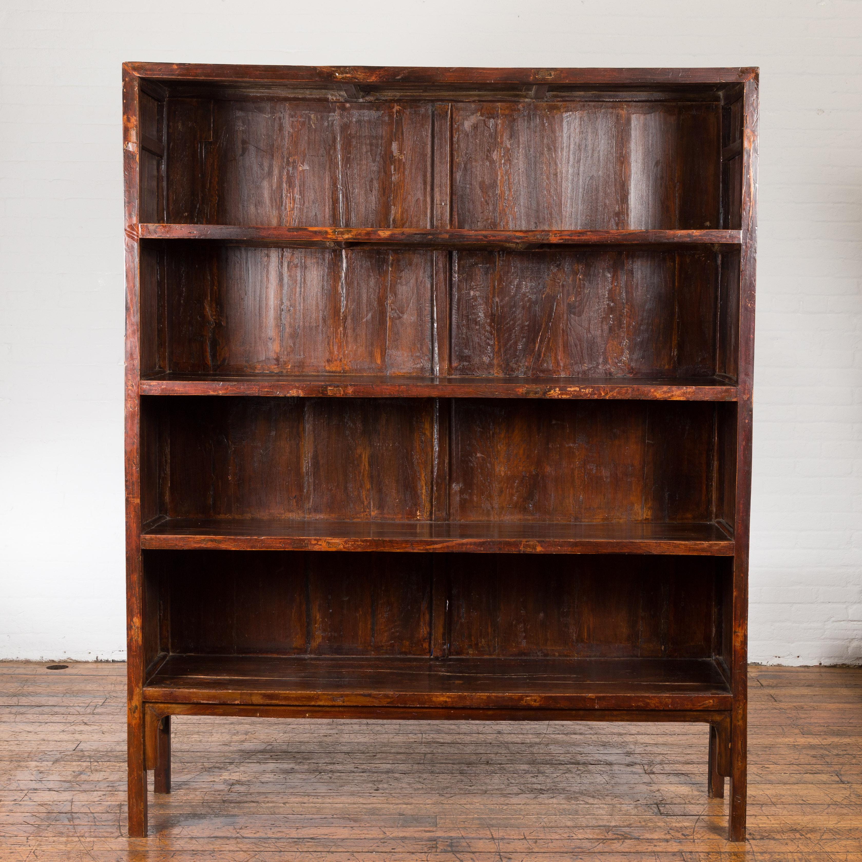 Wood Chinese Qing Dynasty 19th Century Bookcase with Four Shelves and Dark Patina For Sale