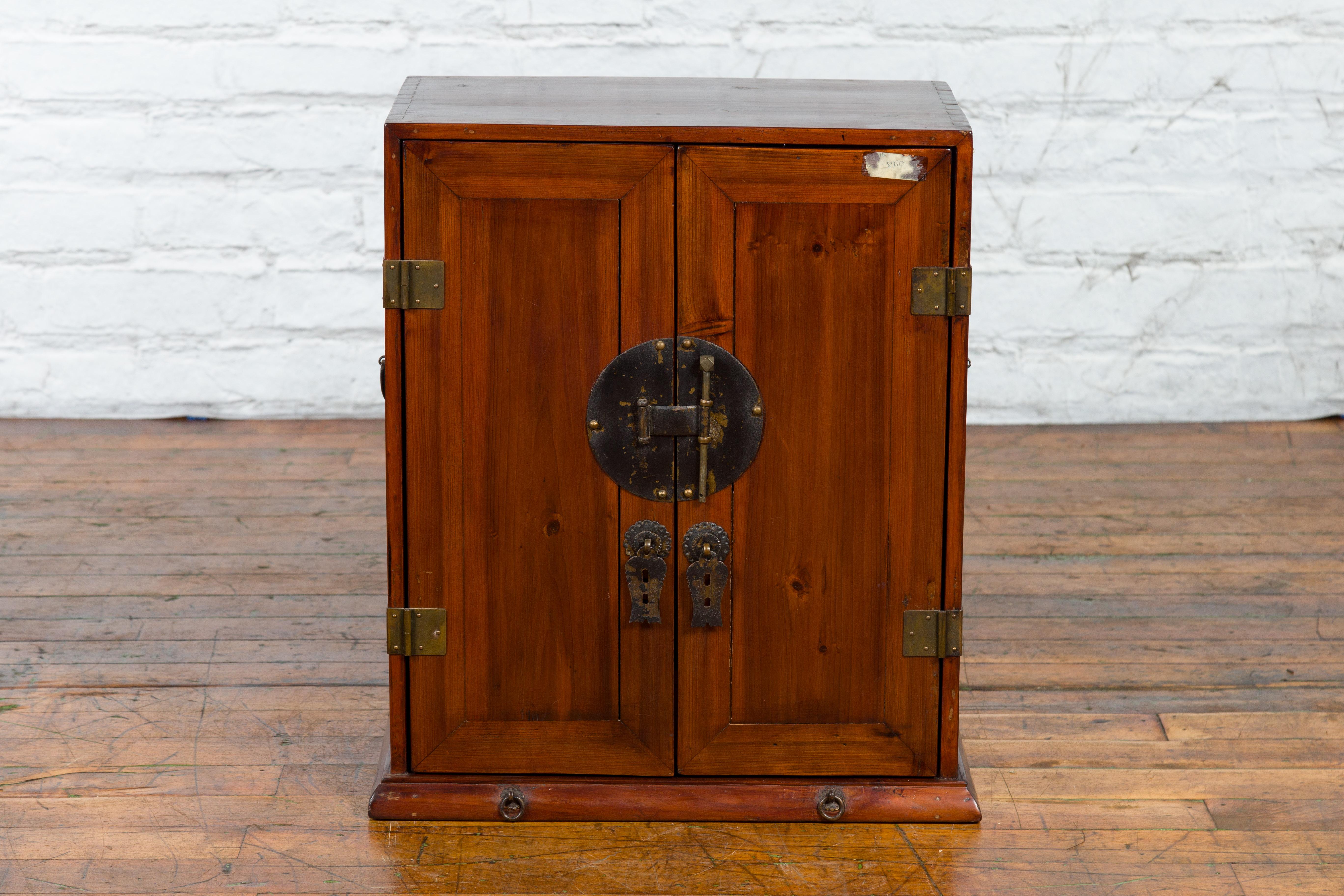 Chinese Qing Dynasty 19th Century Brown Elm Side Cabinet with Bronze Hardware For Sale 1