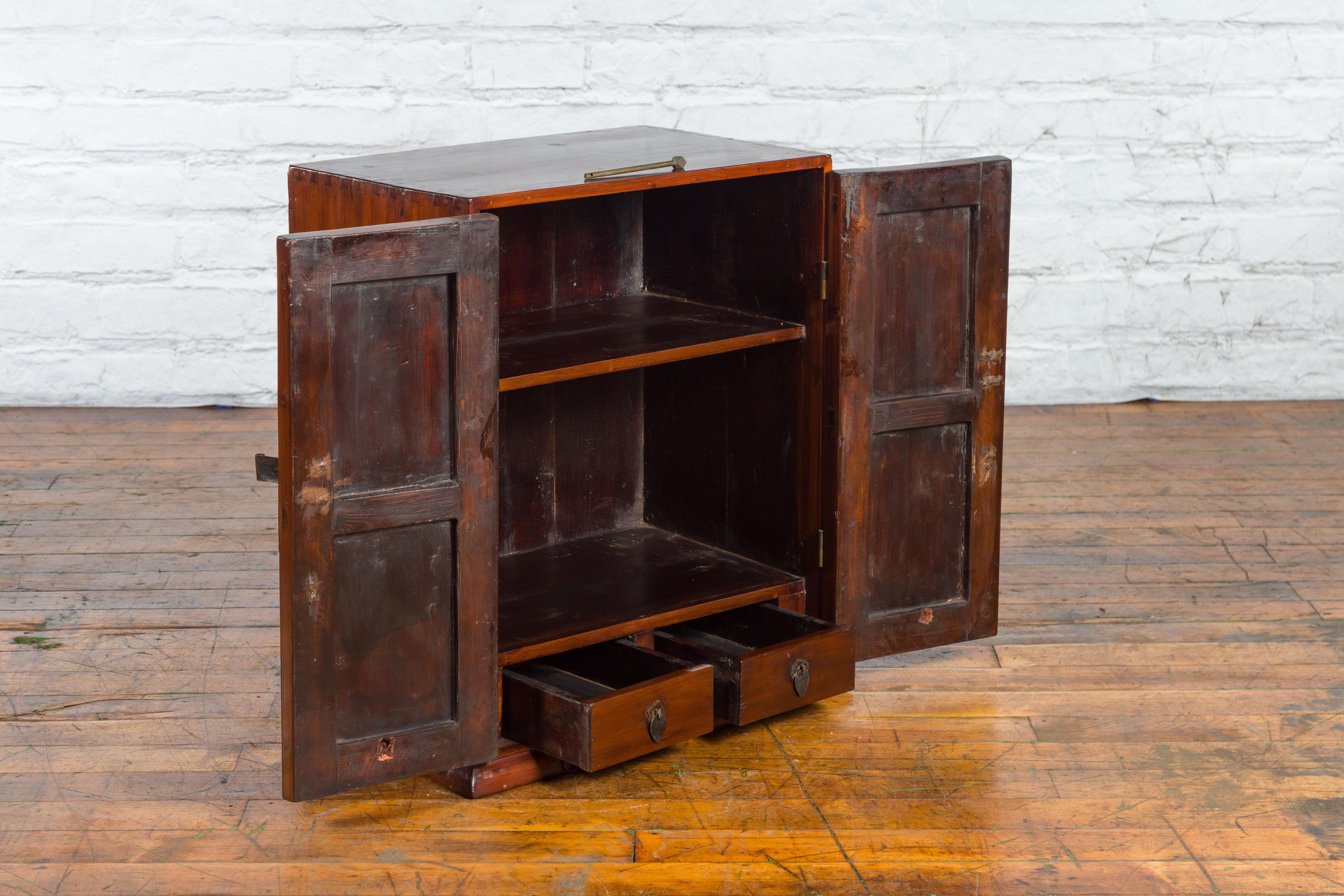 Chinese Qing Dynasty 19th Century Brown Elm Side Cabinet with Bronze Hardware For Sale 2