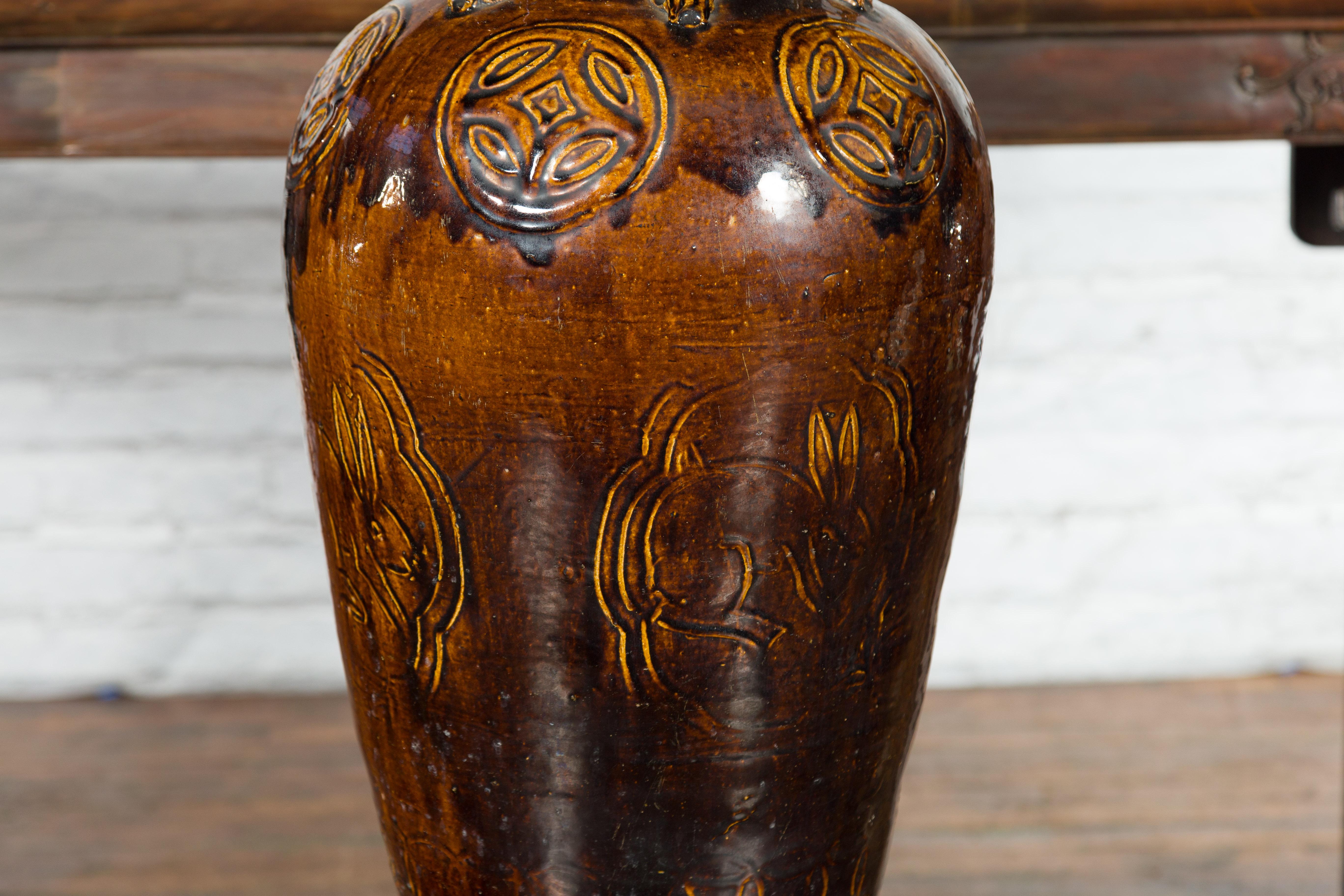 Ceramic Chinese Qing Dynasty 19th Century Brown Glazed Jar with Loop Handles For Sale