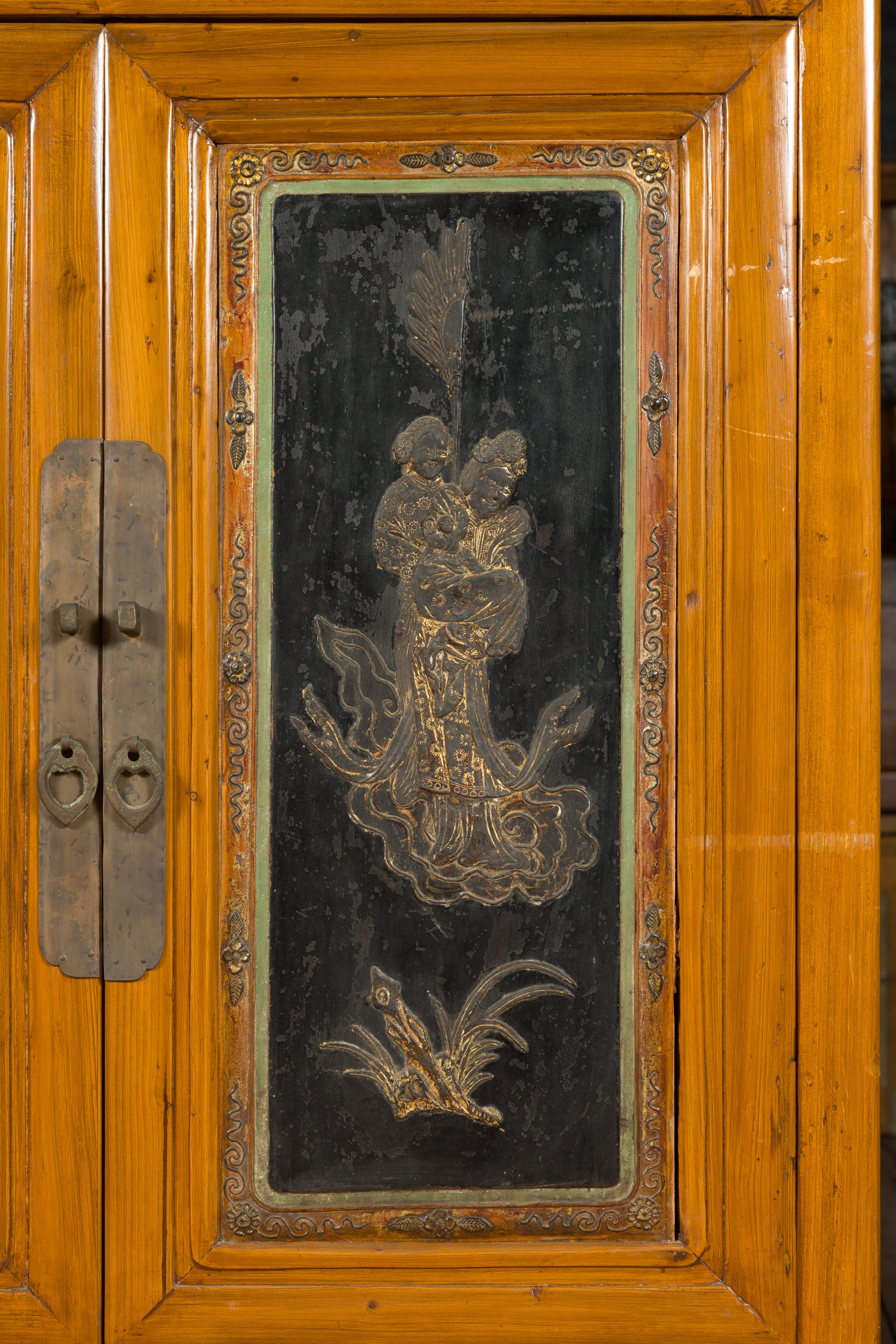 Chinese Qing Dynasty 19th Century Cabinet with Guanyin and Daoist Immortals For Sale 3