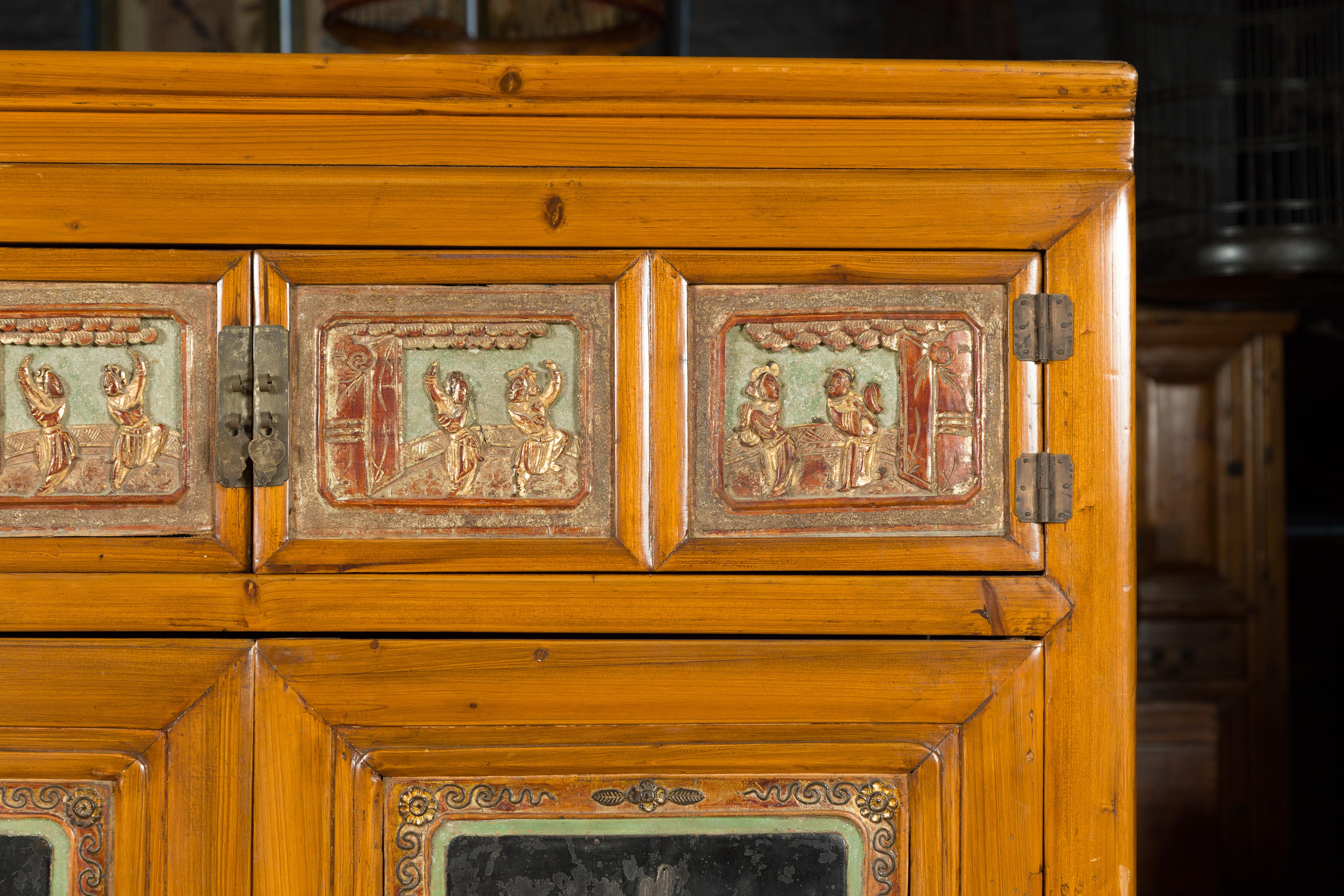 Chinese Qing Dynasty 19th Century Cabinet with Guanyin and Daoist Immortals In Good Condition For Sale In Yonkers, NY