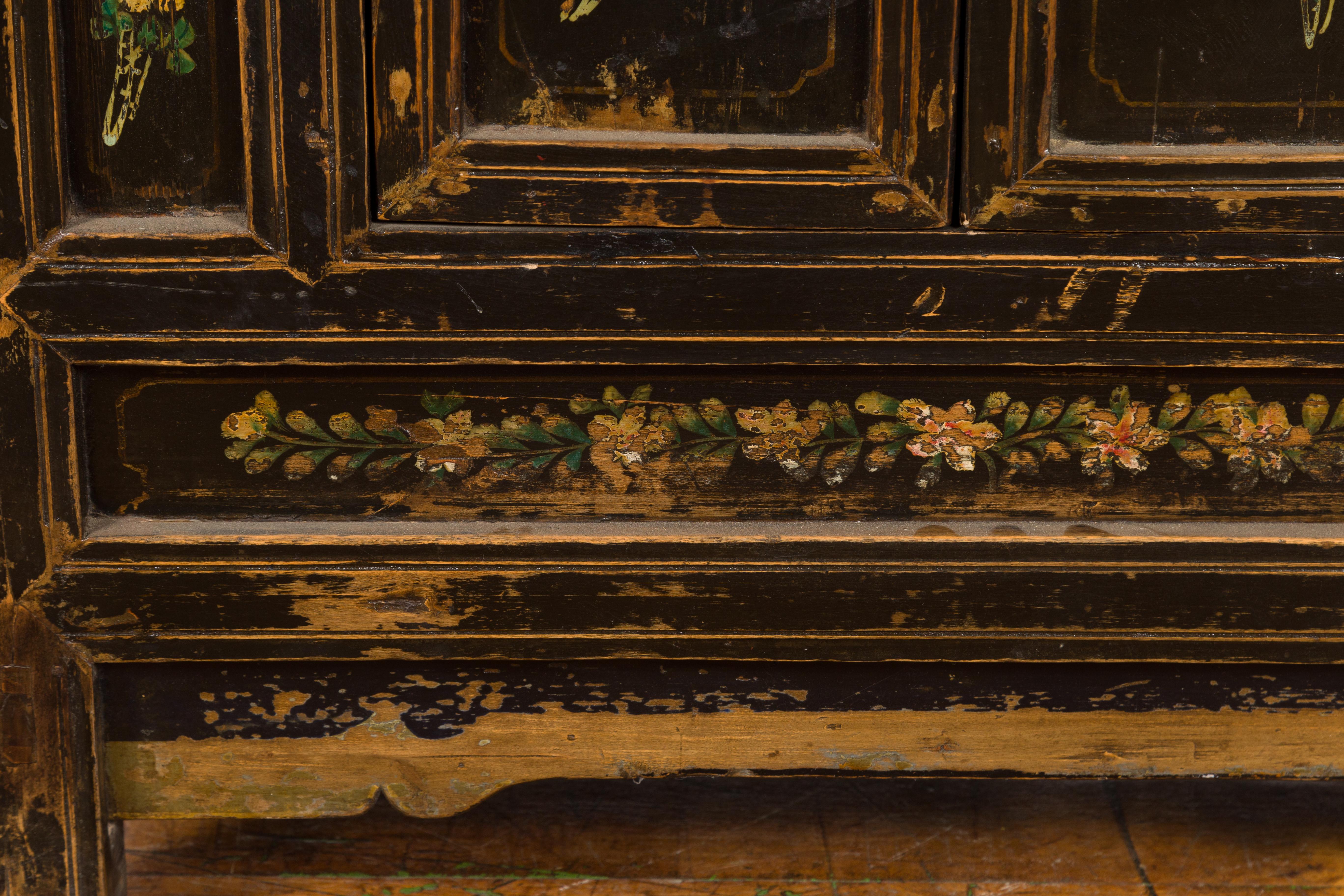 Chinese Qing Dynasty 19th Century Cabinet with Hand-Painted Floral Décor 6