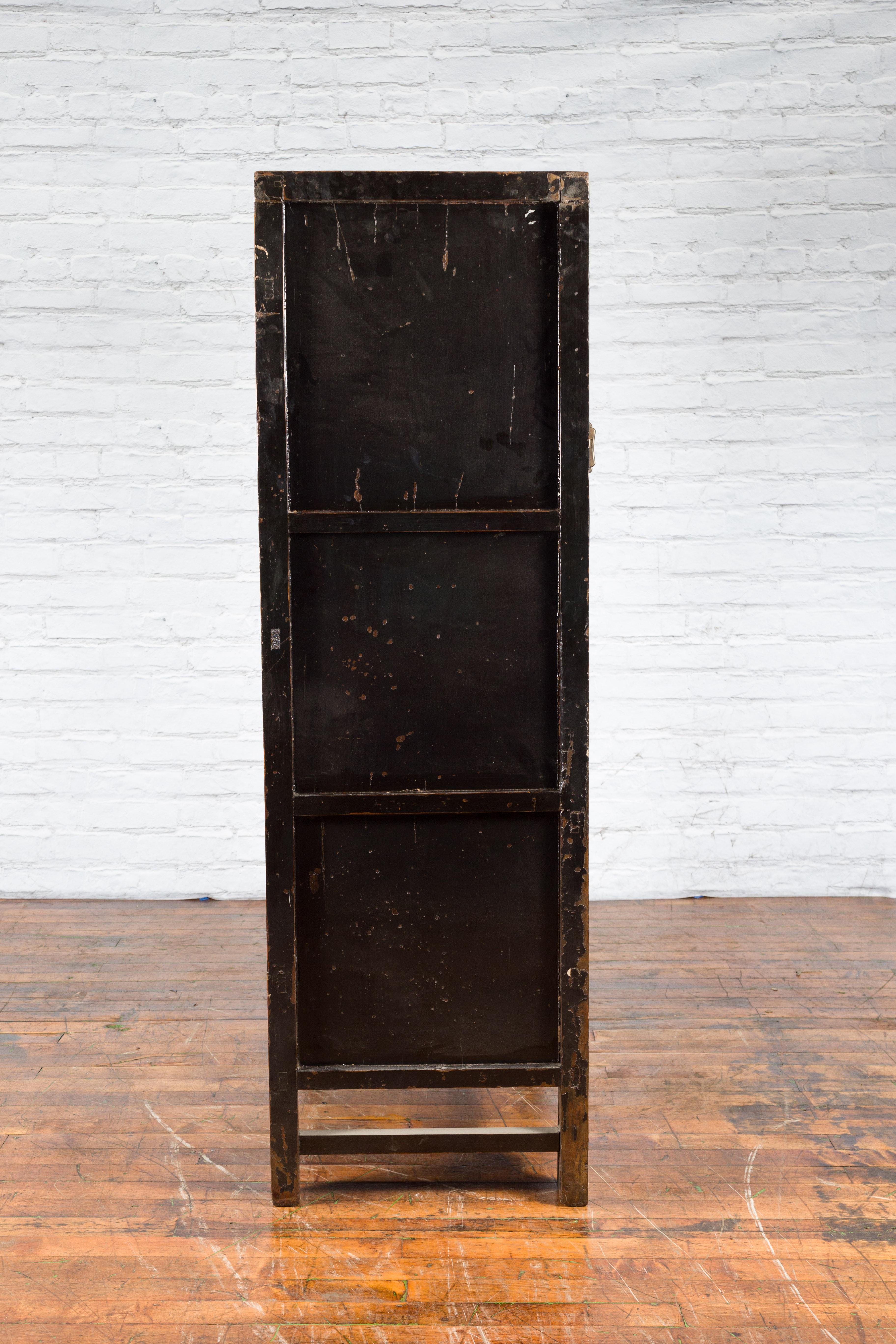 Chinese Qing Dynasty 19th Century Cabinet with Original Black Lacquer Finish For Sale 10