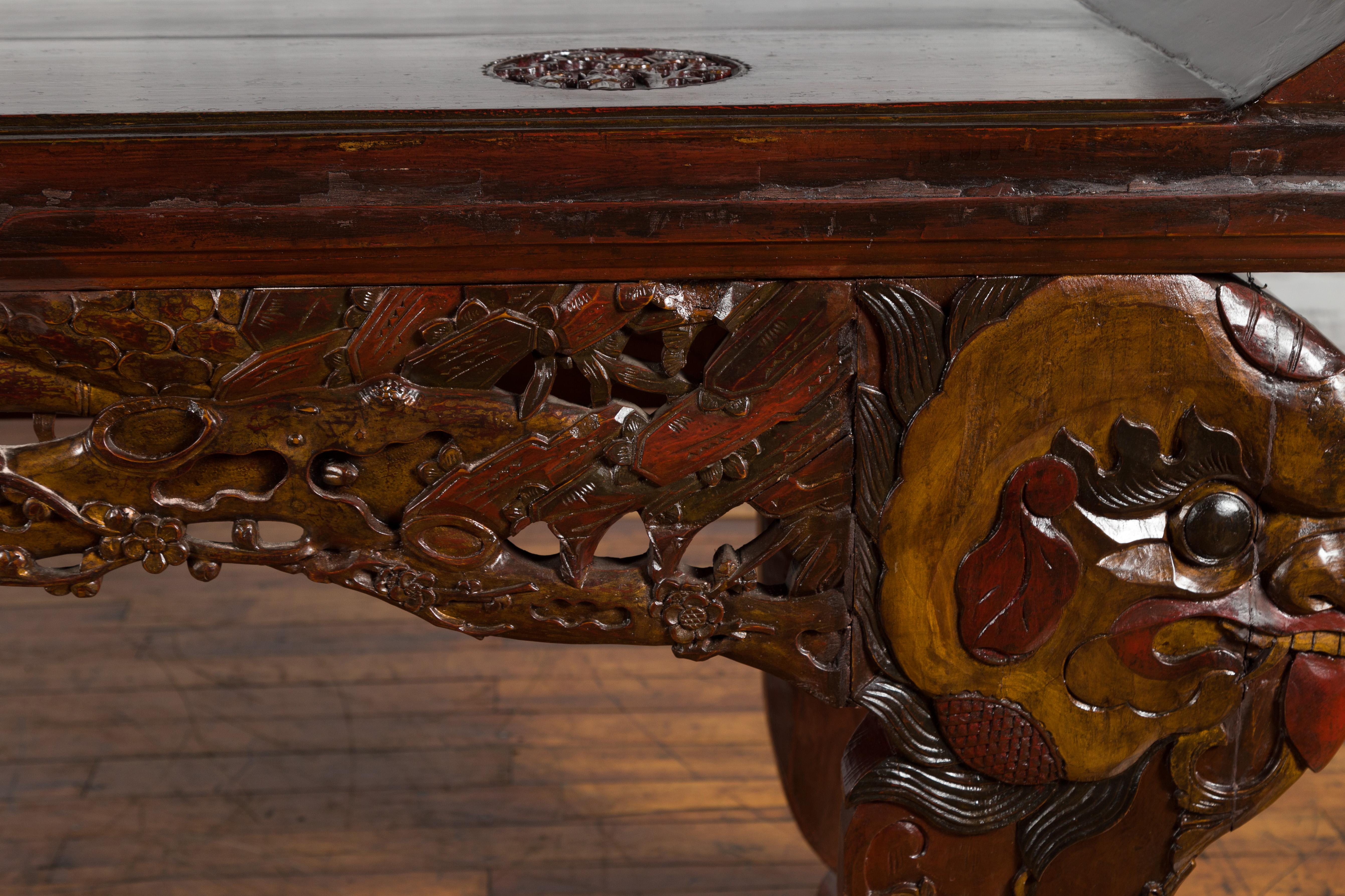 Chinese Qing Dynasty 19th Century Carved Console Table with Mythical Animals For Sale 5