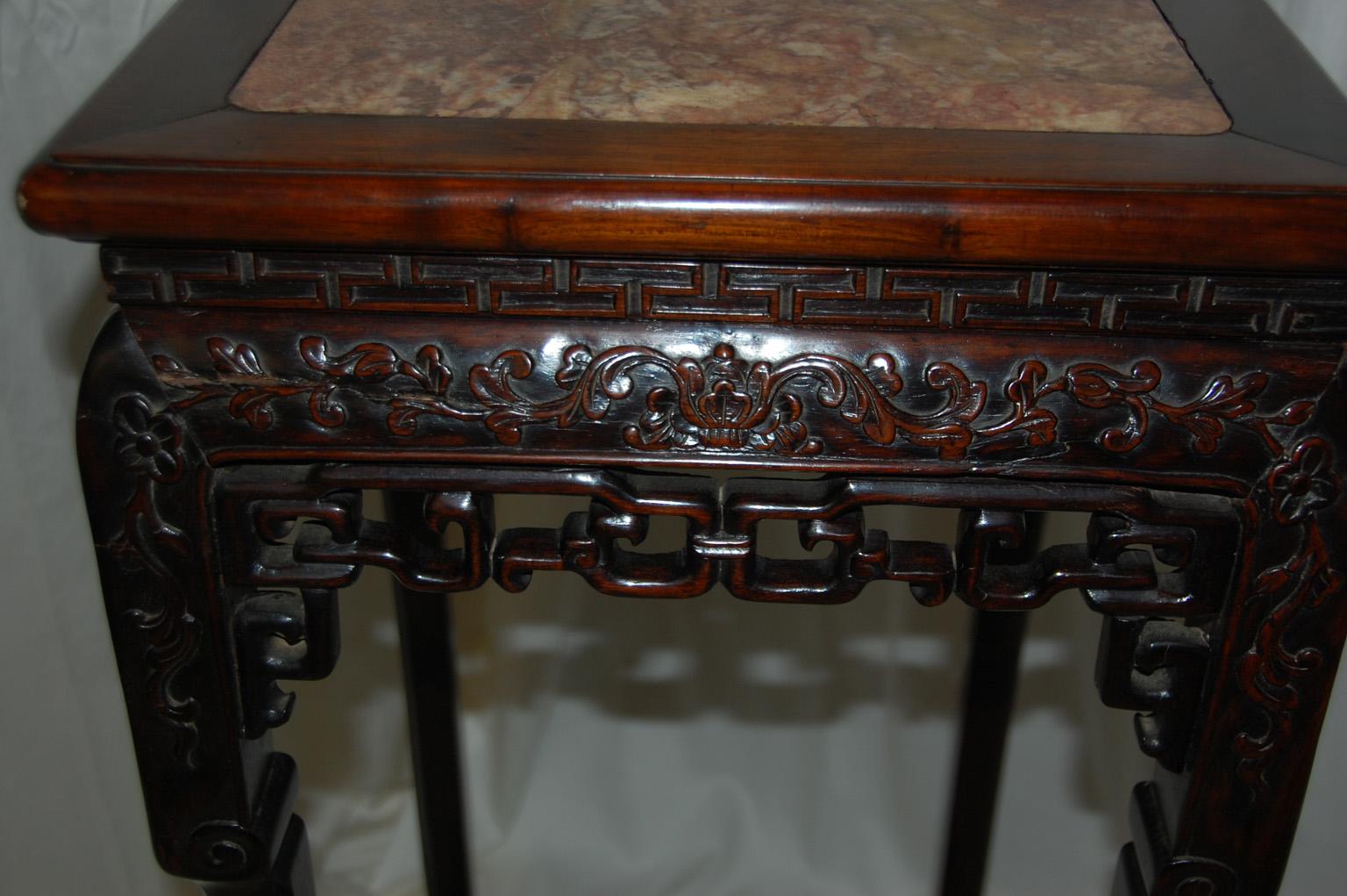 Chinese Qing Dynasty 19th Century Carved Hardwood with Marble Inset Stand In Good Condition For Sale In Wells, ME
