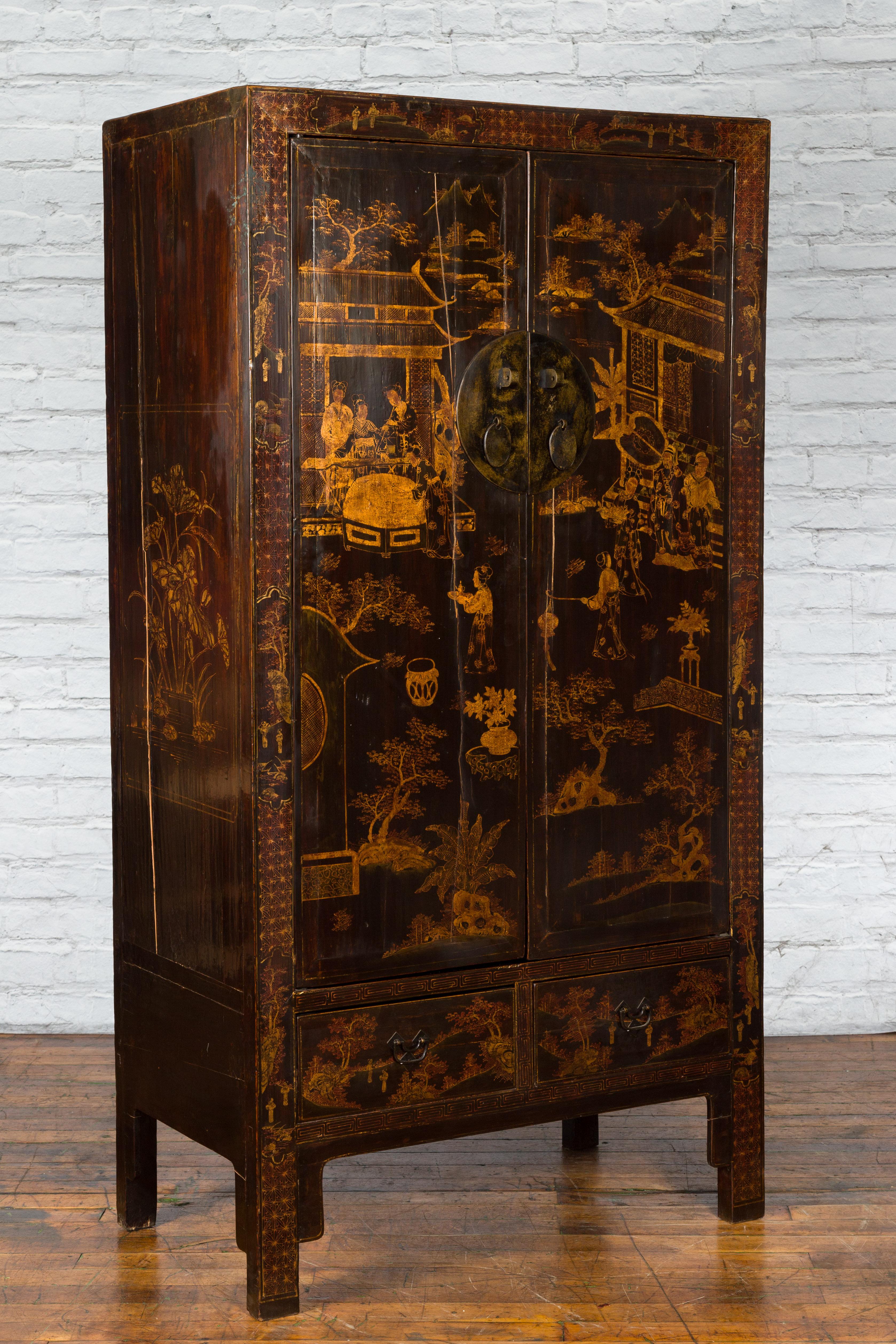 Chinese Qing Dynasty 19th Century Hand-Painted Cabinet with Gilt Court Scenes 12