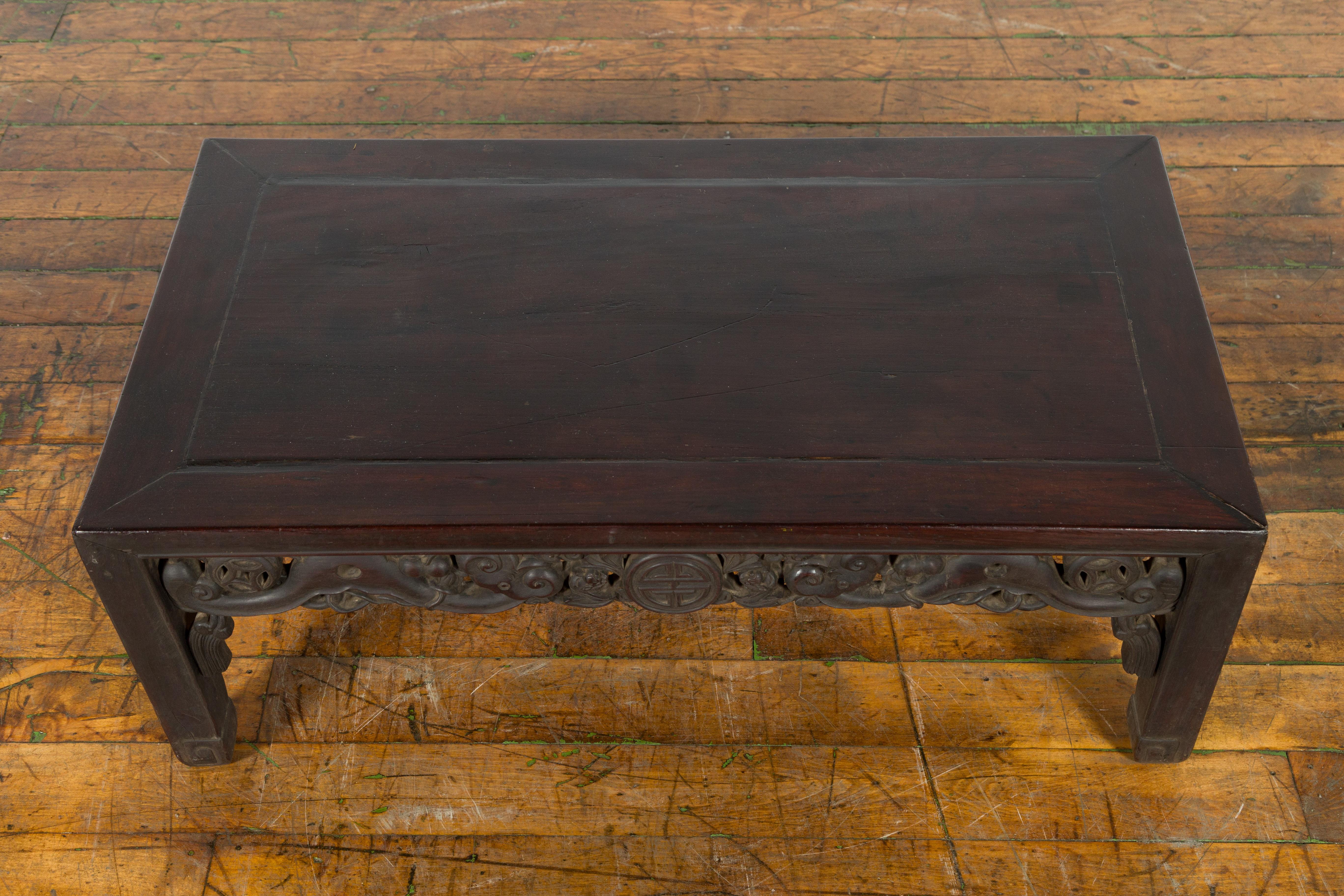 Chinese Qing Dynasty 19th Century Coffee Table with Carved Apron and Dark Patina For Sale 6