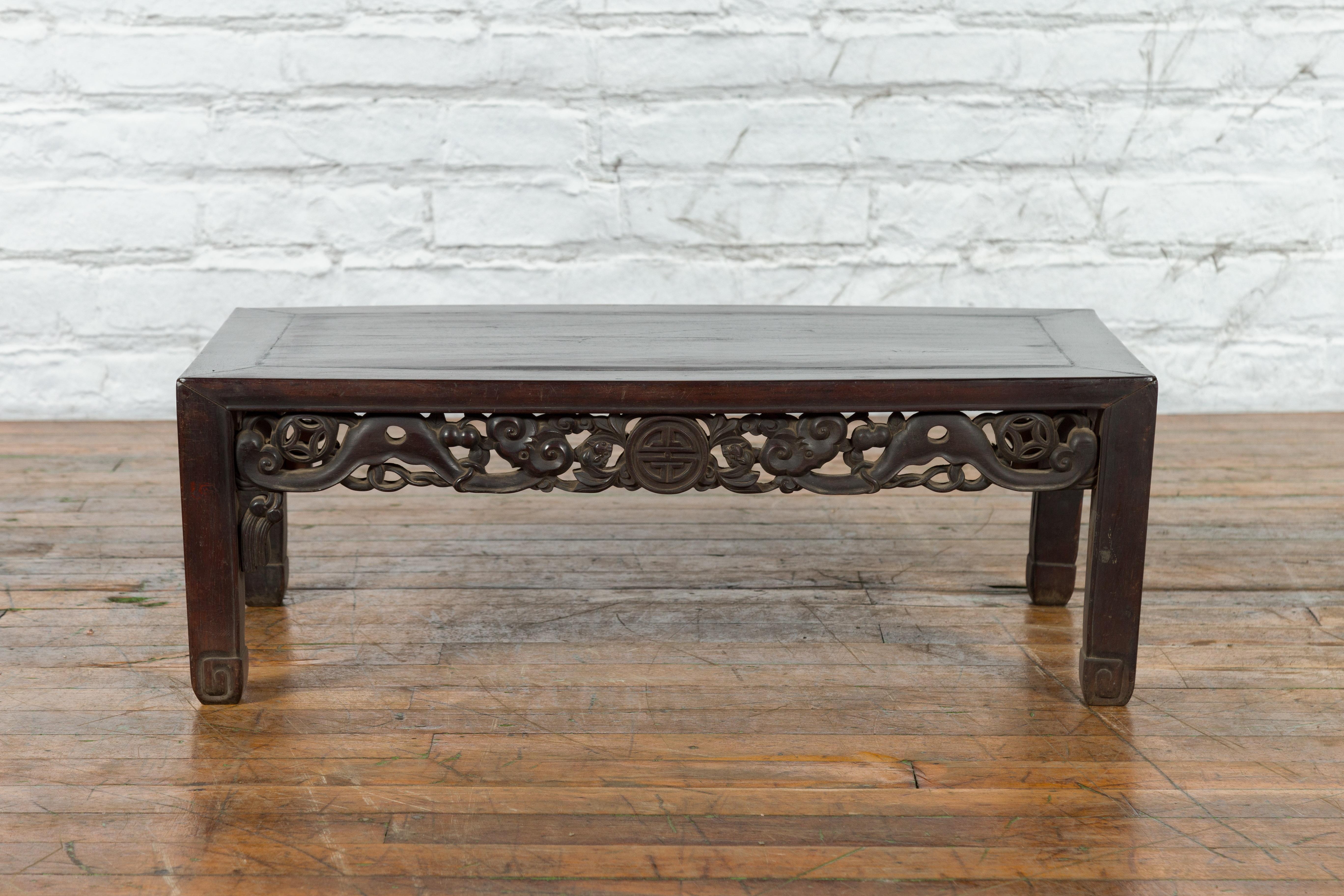 Chinese Qing Dynasty 19th Century Coffee Table with Carved Apron and Dark Patina For Sale 8
