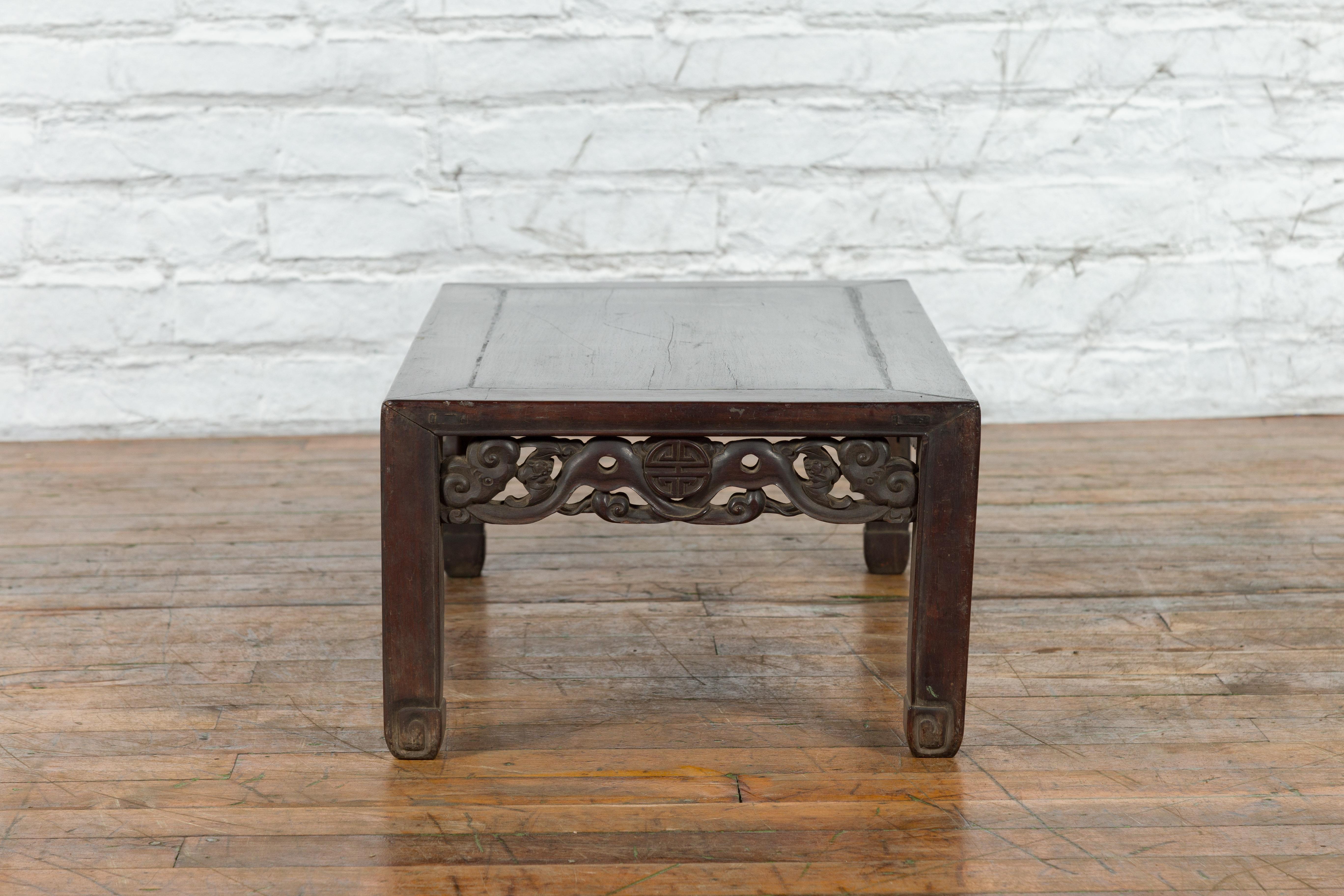 Chinese Qing Dynasty 19th Century Coffee Table with Carved Apron and Dark Patina For Sale 9