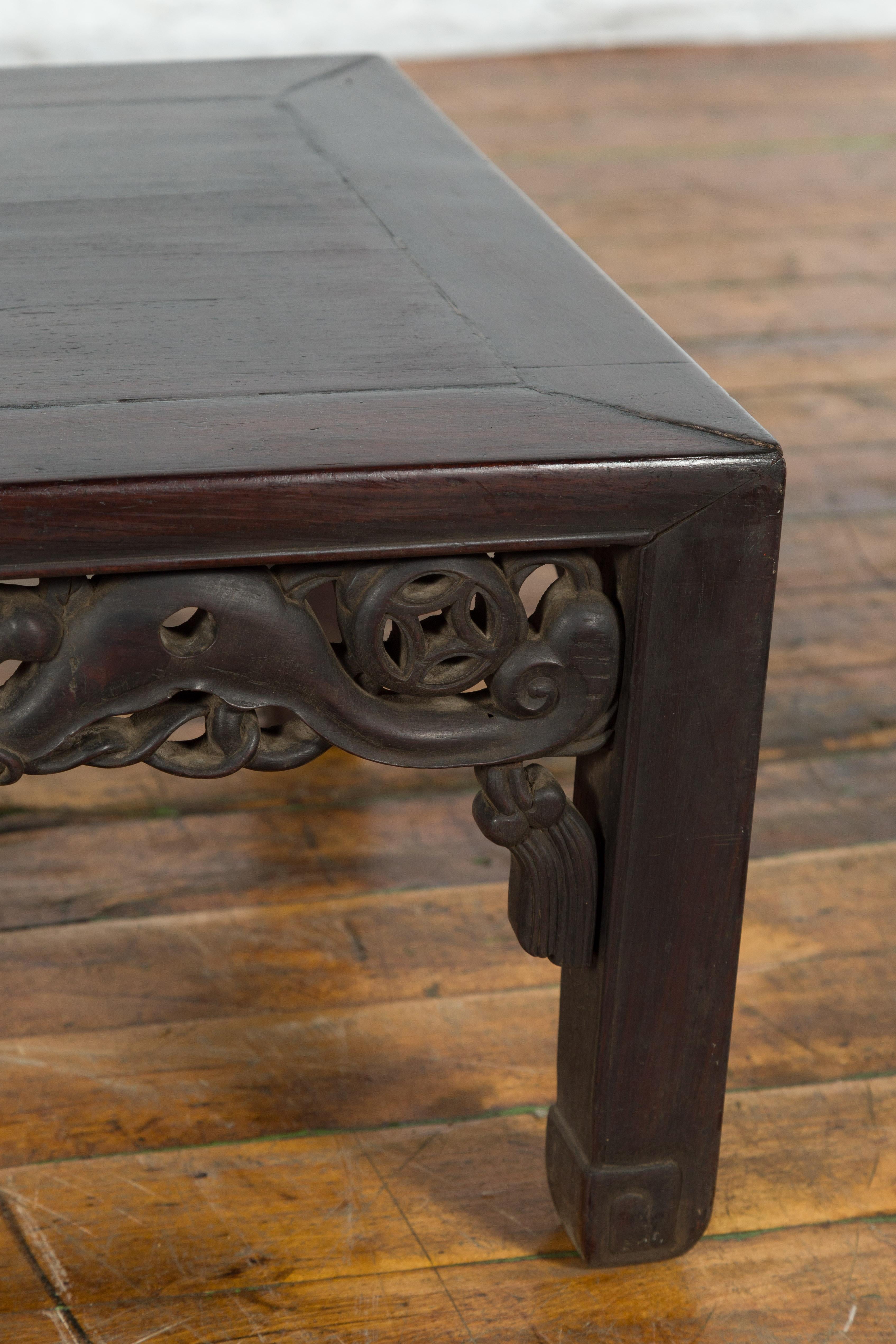 Chinese Qing Dynasty 19th Century Coffee Table with Carved Apron and Dark Patina For Sale 2