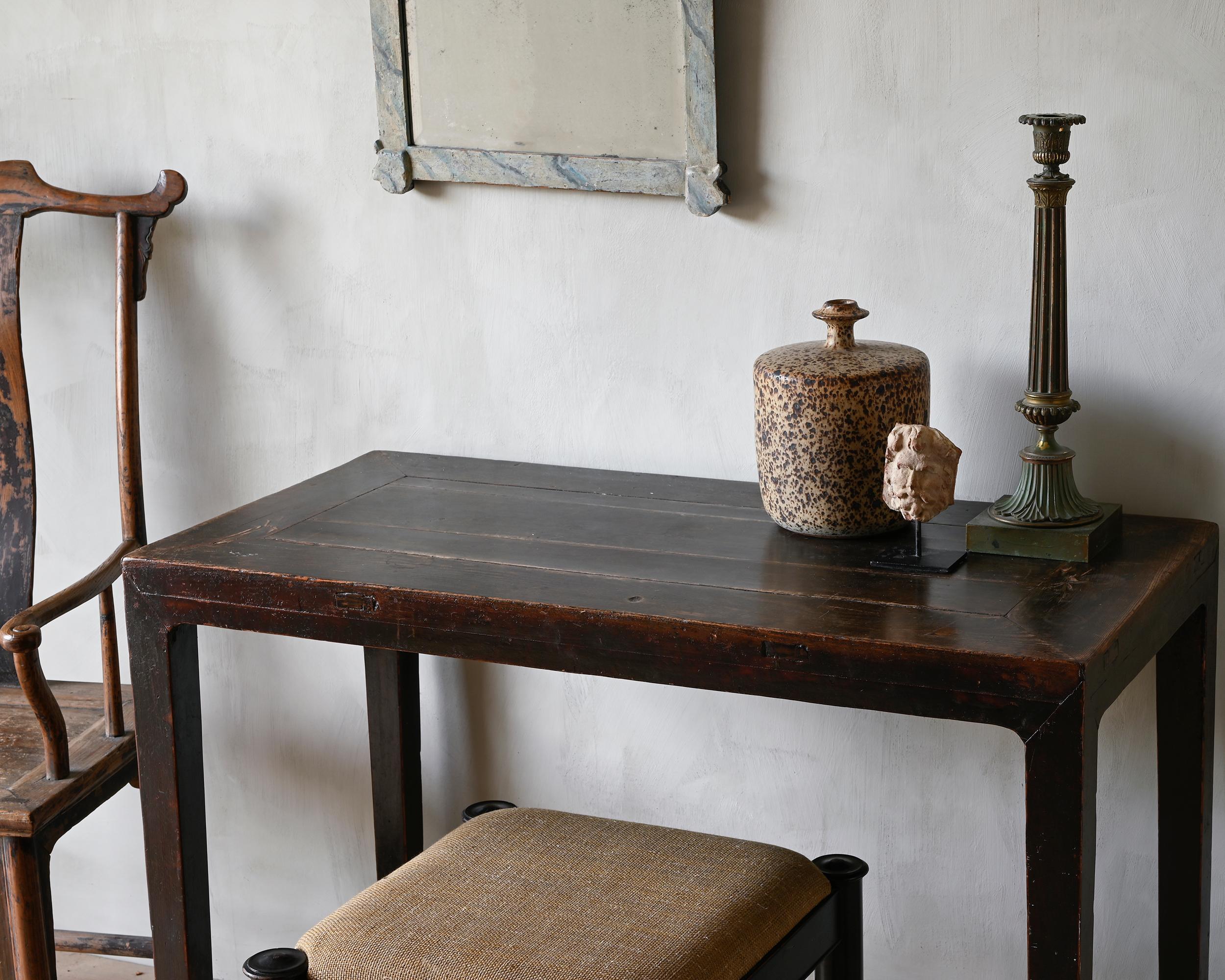 Chinese Qing Dynasty 19th Century Console Table In Good Condition For Sale In Mjöhult, SE