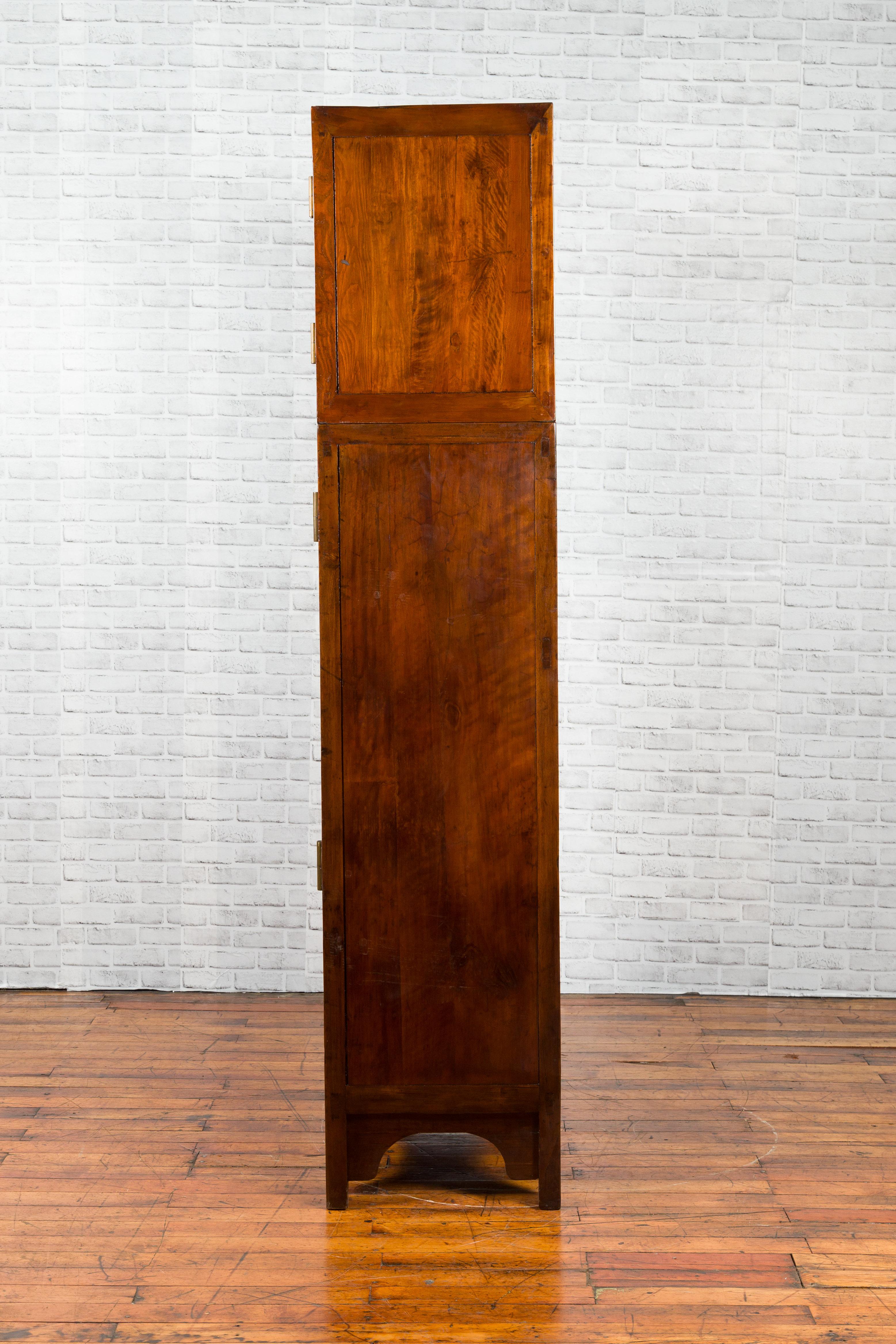 Mehrjahreszeitenschrank aus Ulmen- und Wurzelholz der Qing Dynasty, 19. im Angebot 7