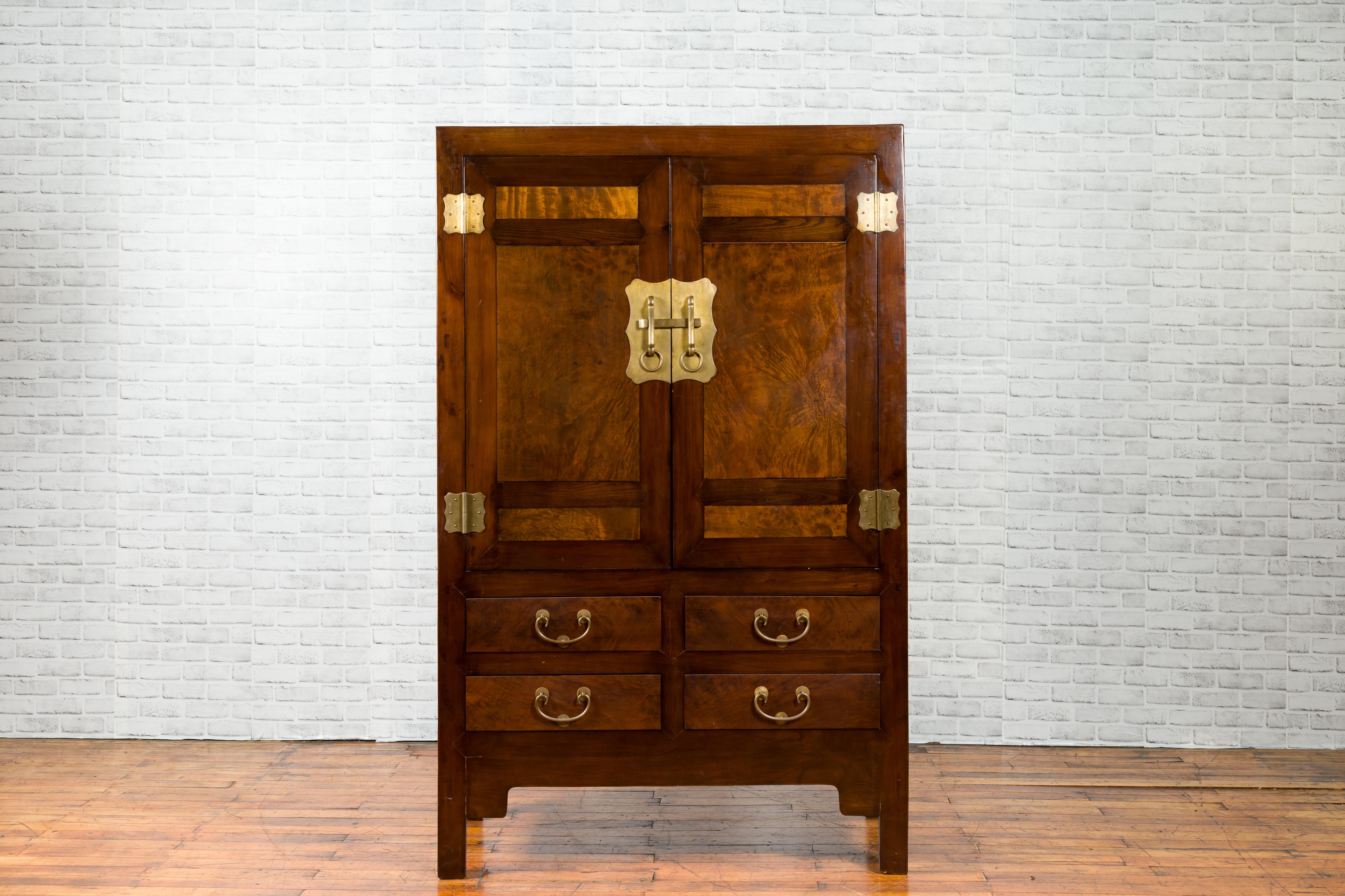 Chinese 1920s-1930s Elm and Burl Cabinet with Doors, Drawers and Brass Hardware In Good Condition For Sale In Yonkers, NY