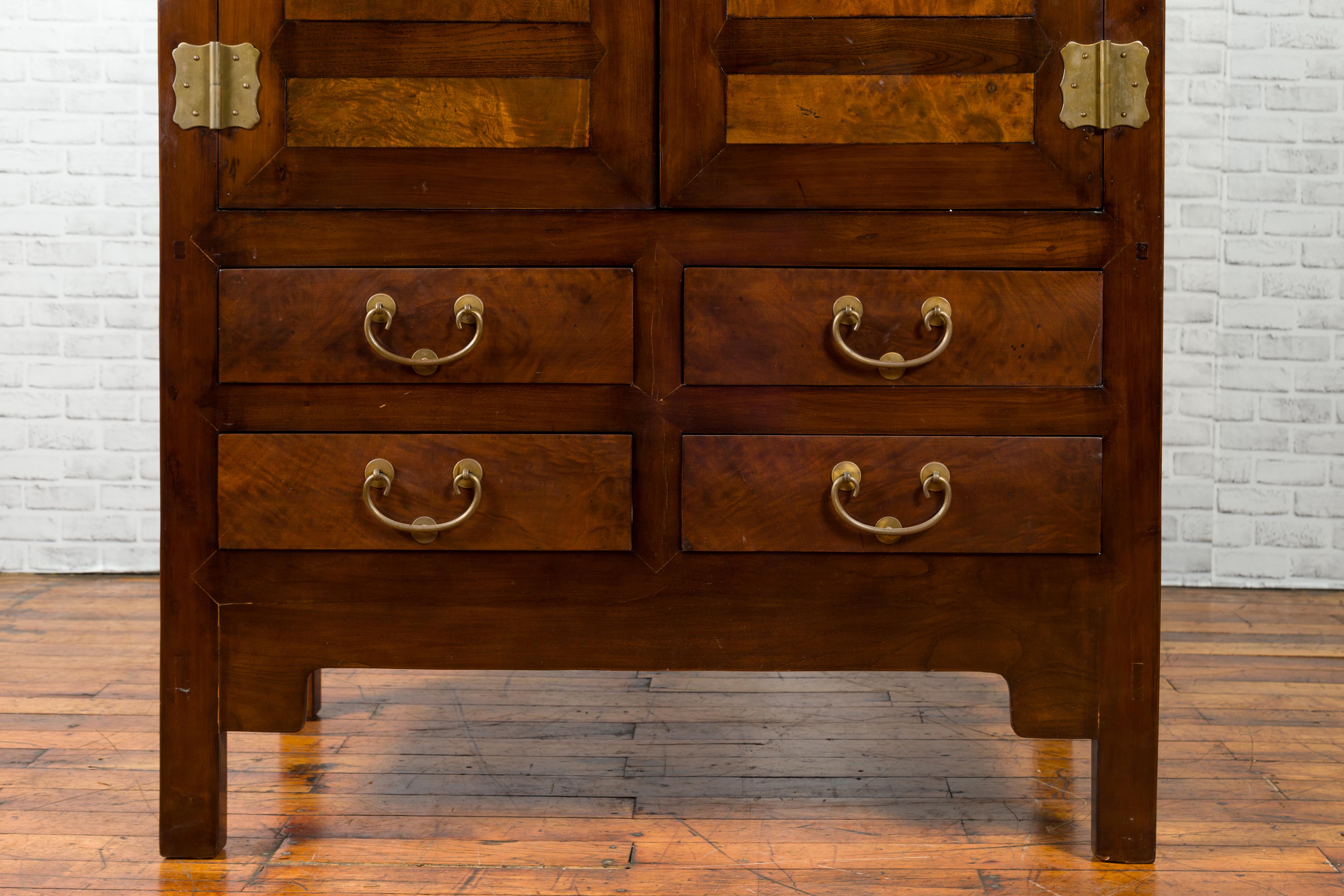Chinese 1920s-1930s Elm and Burl Cabinet with Doors, Drawers and Brass Hardware For Sale 1