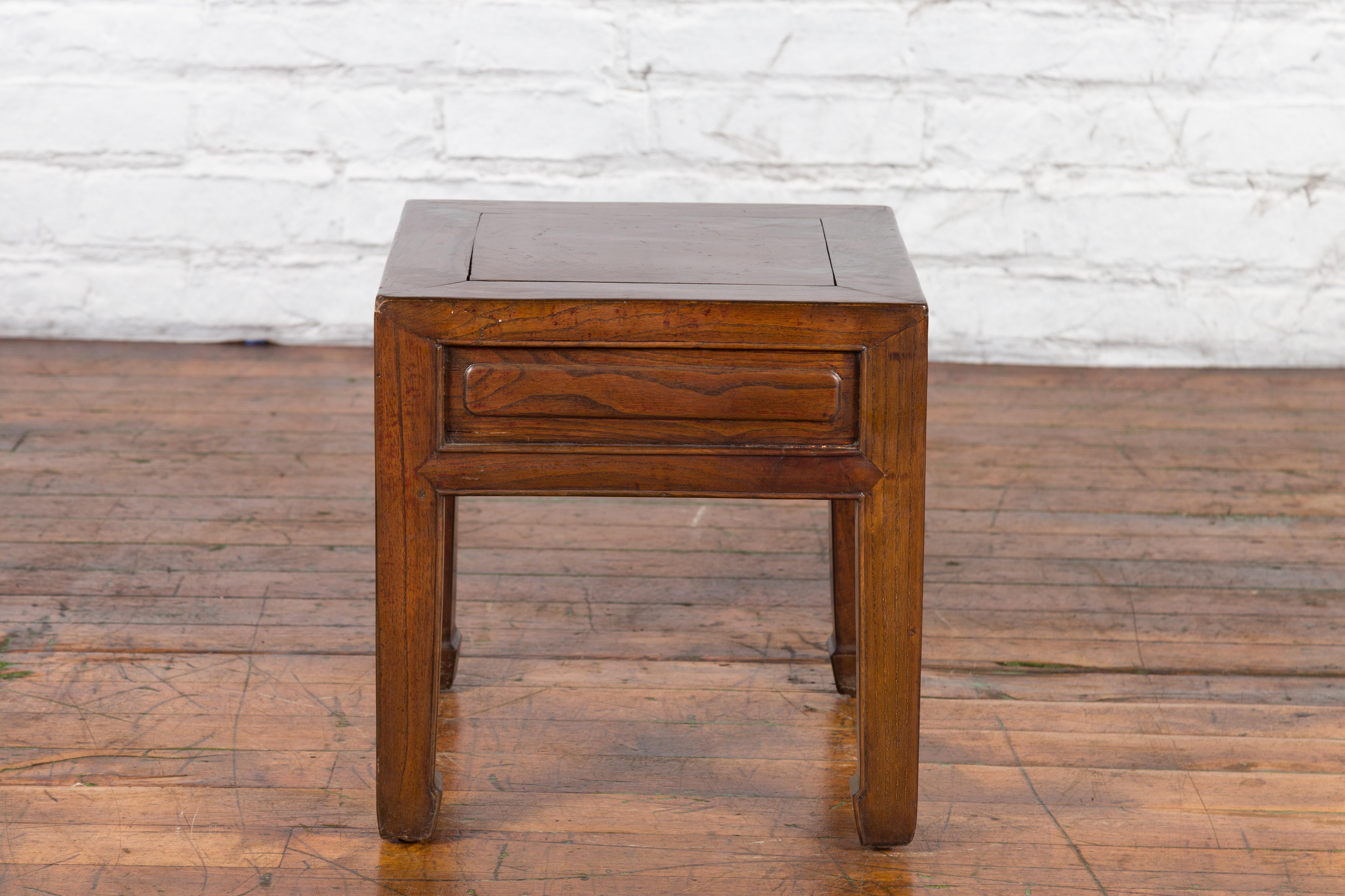 Chinese Qing Dynasty 19th Century Elm Side Table with Single Drawer For Sale 5