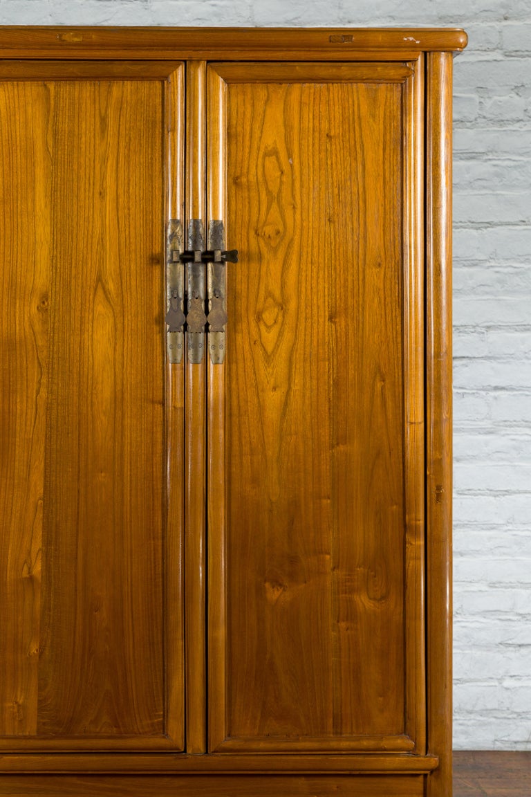 Chinese Qing Dynasty 19th Century Elmwood Noodle with Hidden