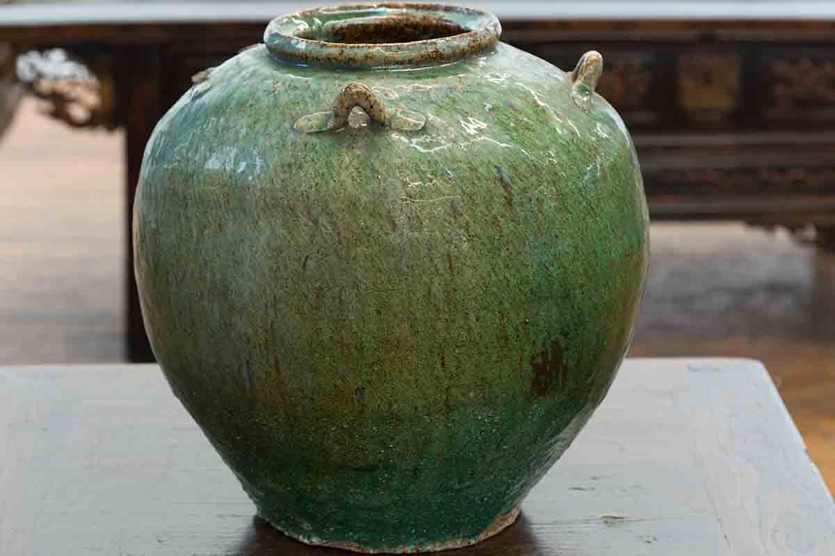 Chinese Qing Dynasty 19th Century Green Glazed Water Vessel with Loop Handles For Sale 3