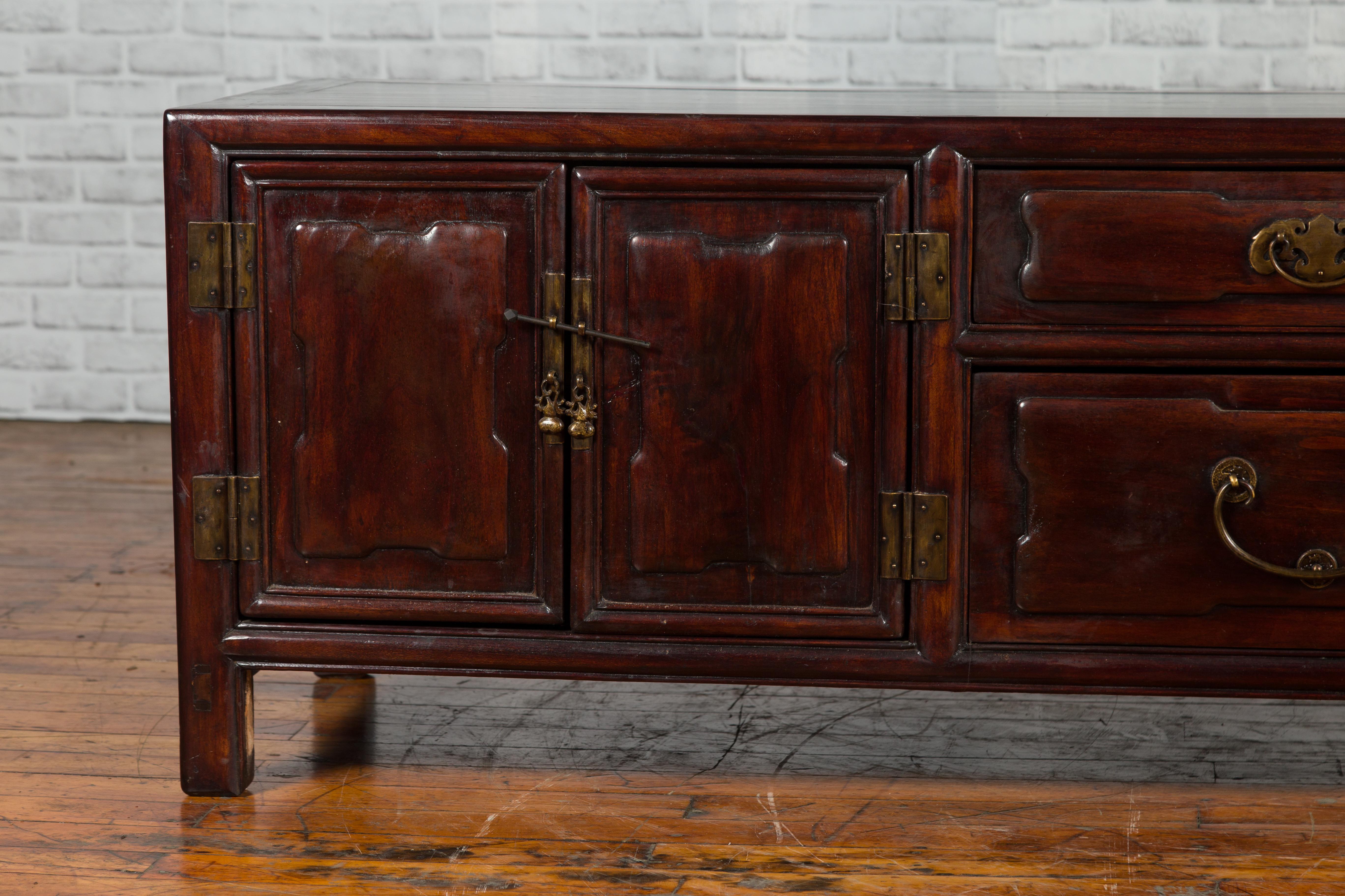 Wood Chinese Qing Dynasty 19th Century Kang Cabinet with Double Doors and Drawers