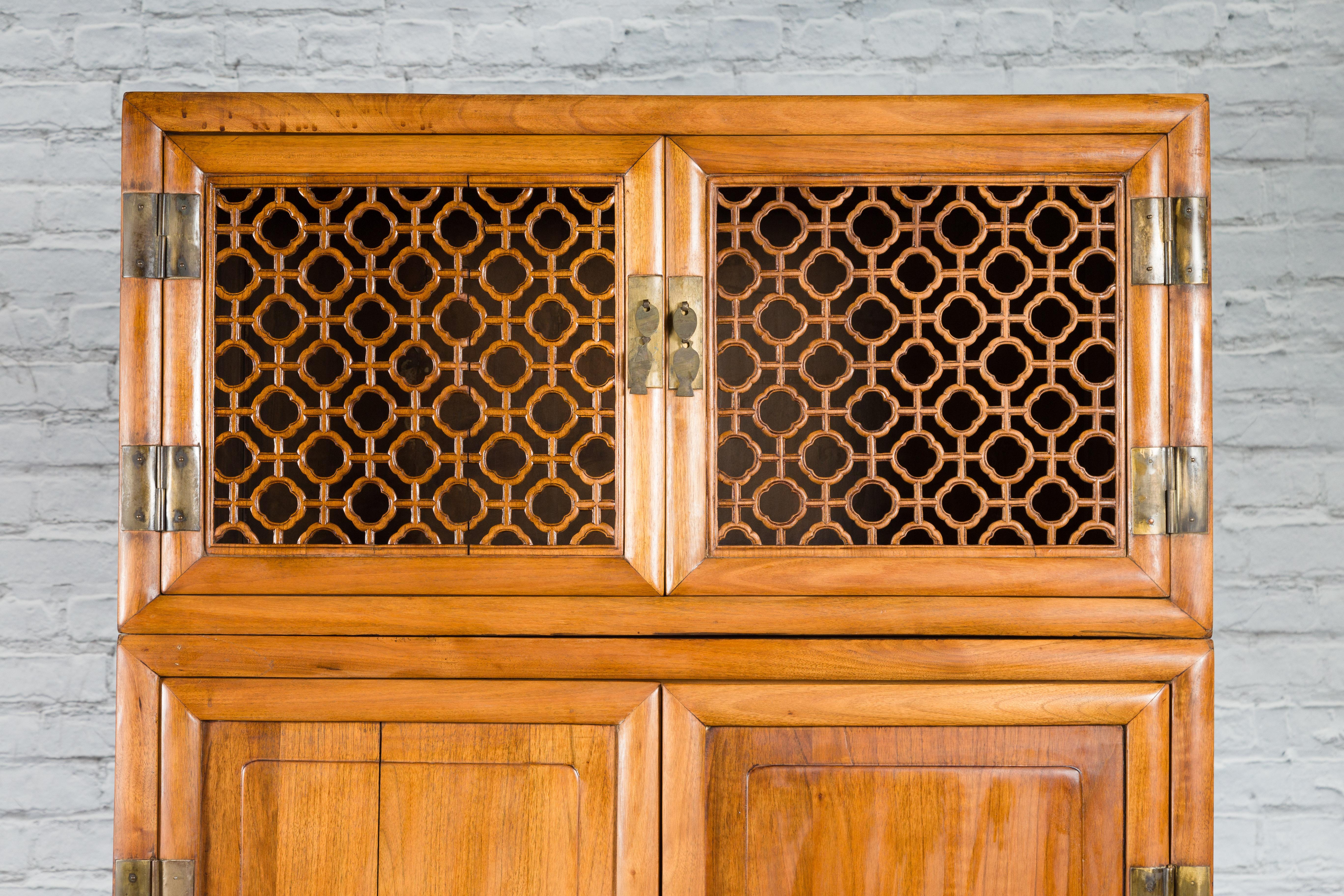 Chinese Qing Dynasty 19th Century Kitchen Cabinet with Quatrefoil Style Fretwork For Sale 1